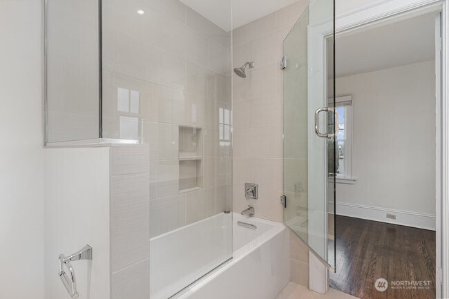 2906 Harvard Avenue Property Photo 21