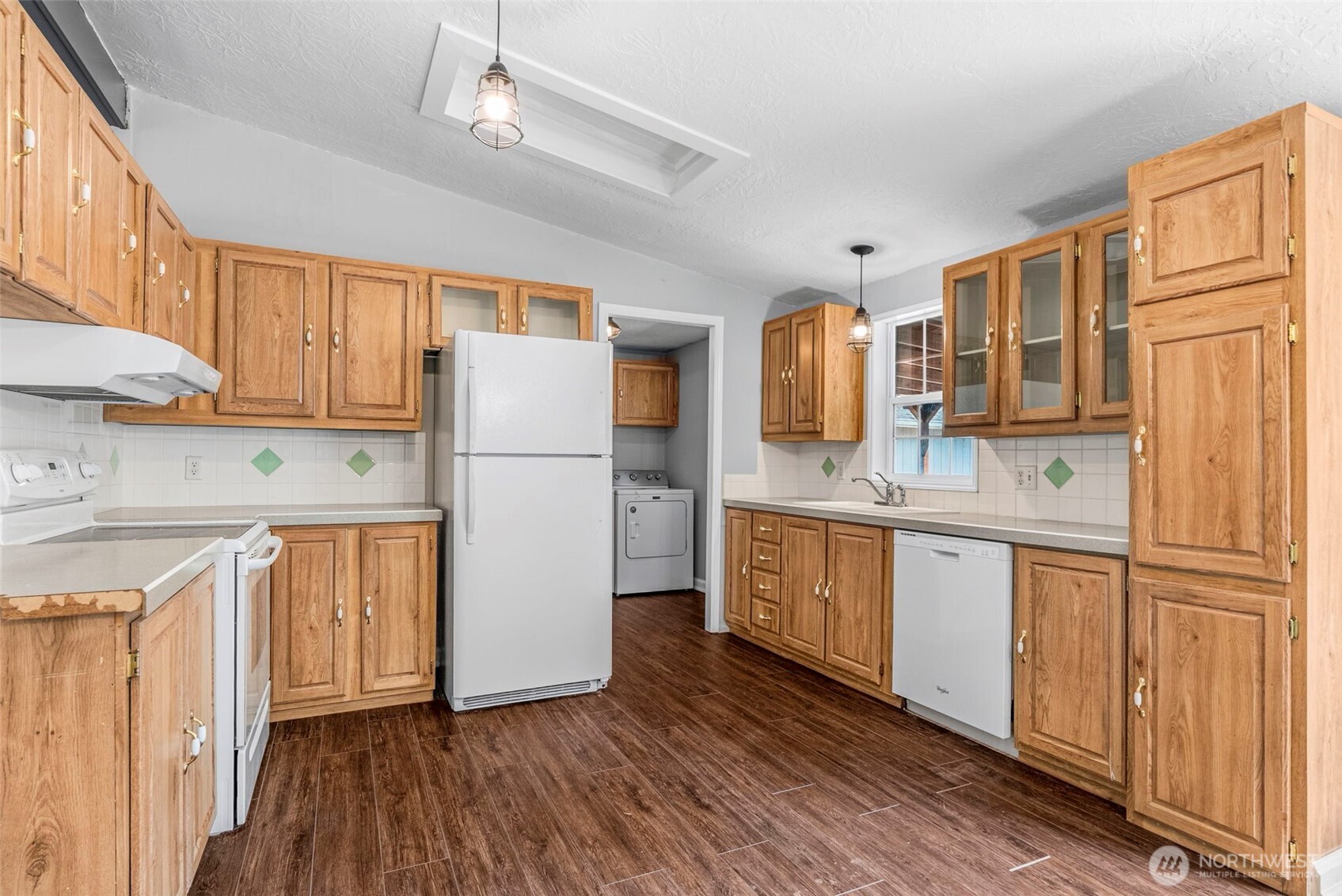585 Gore Road Property Photo 12