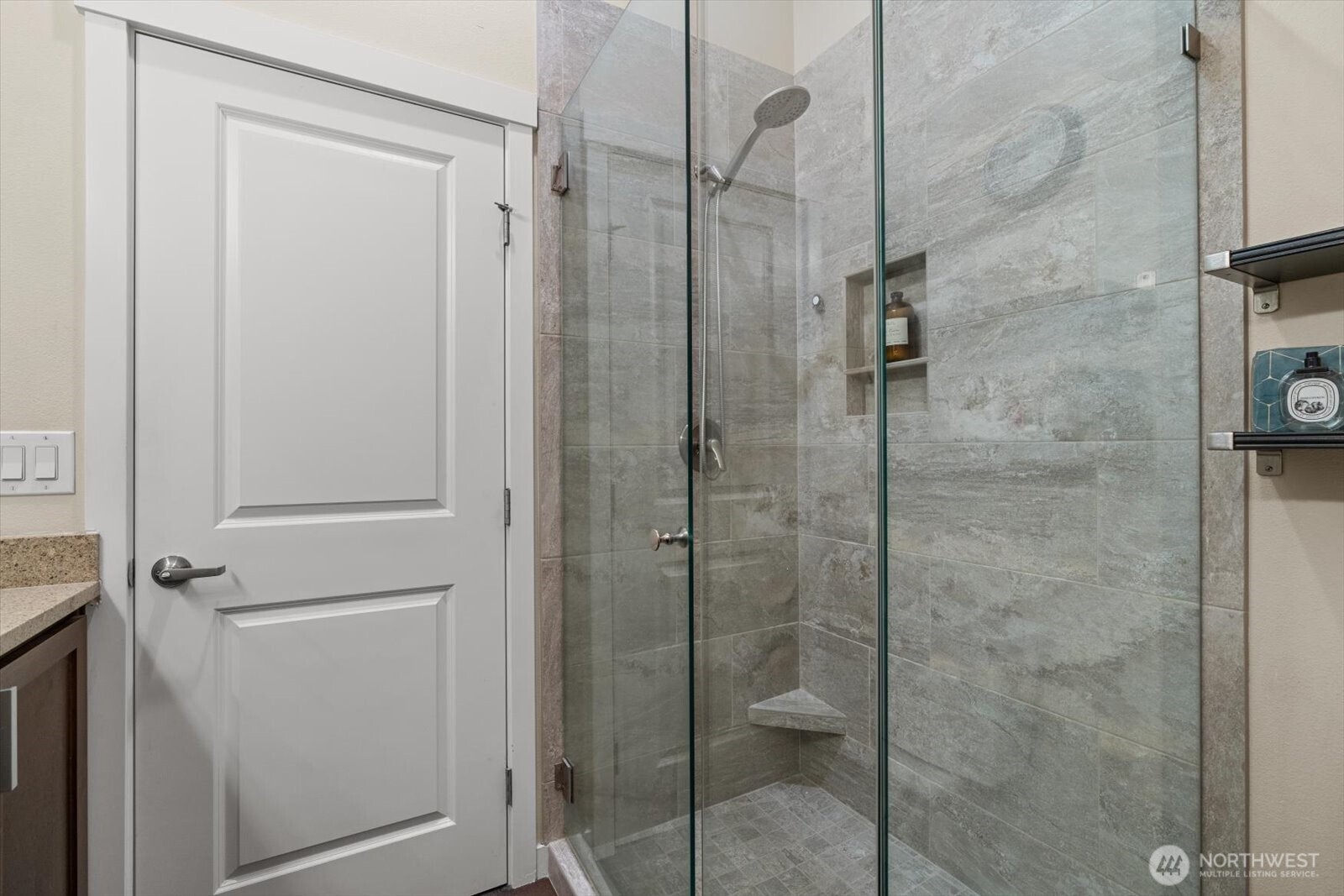 2157 Nw Talus Drive Property Photo 19