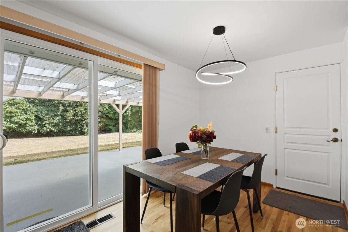 20621 78th Place Property Photo 15