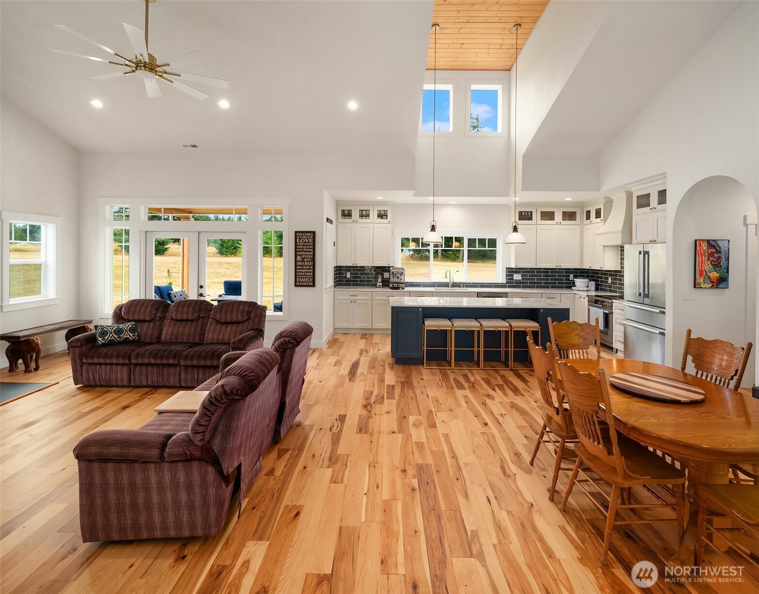 18507 Sargent Road Property Photo 6