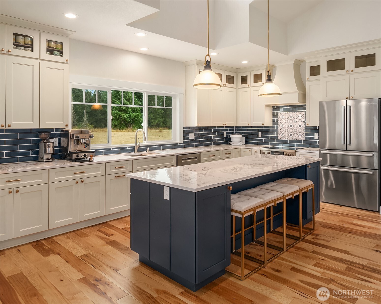 18507 Sargent Road Property Photo 10