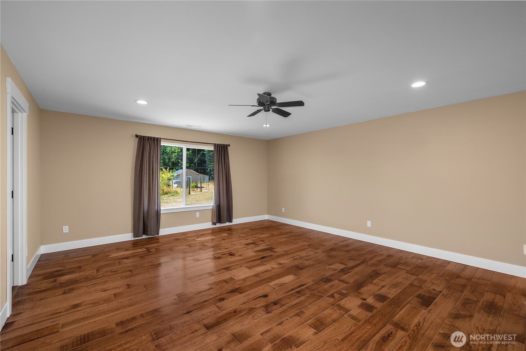 18443 Sargent Road Property Photo 12