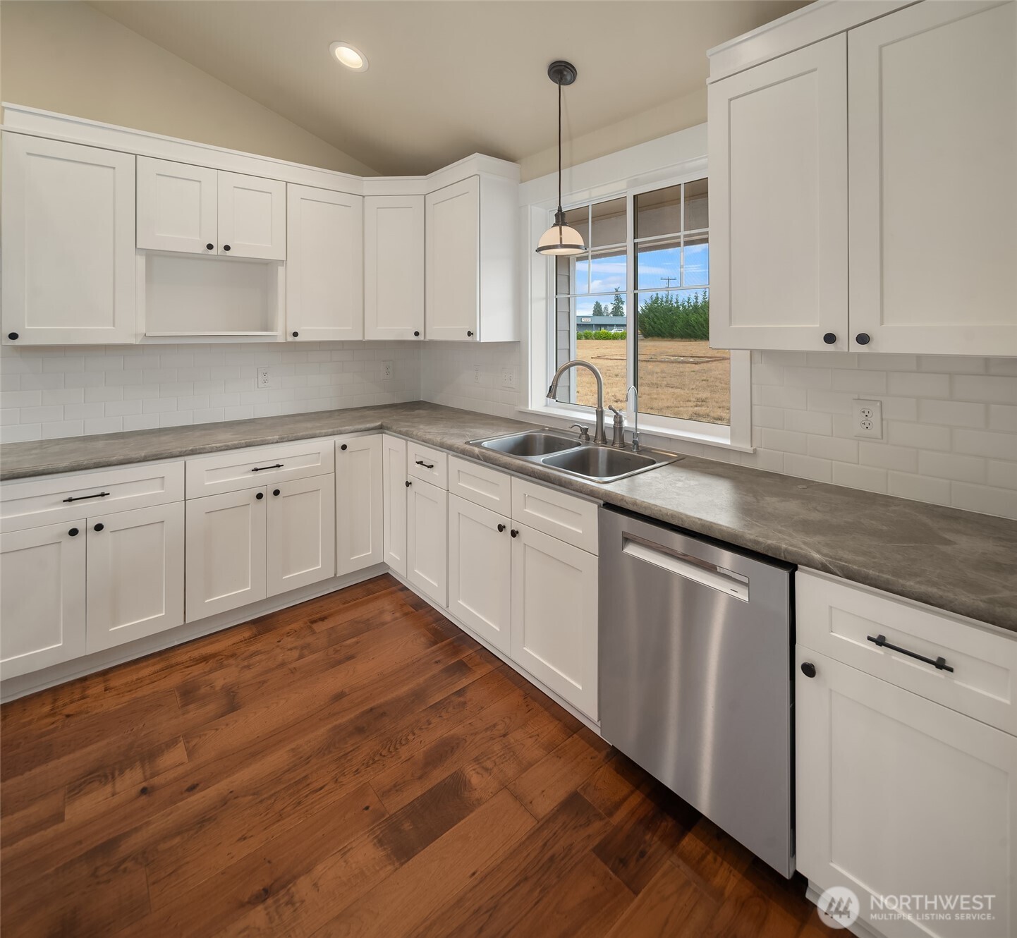 18443 Sargent Road Property Photo 15