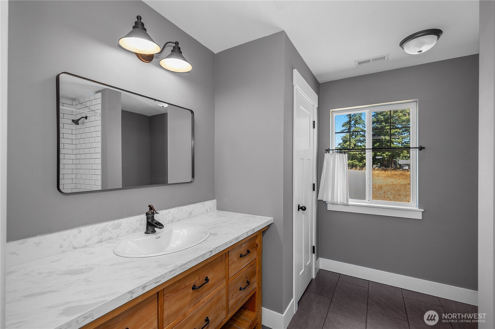 18443 Sargent Road Property Photo 23