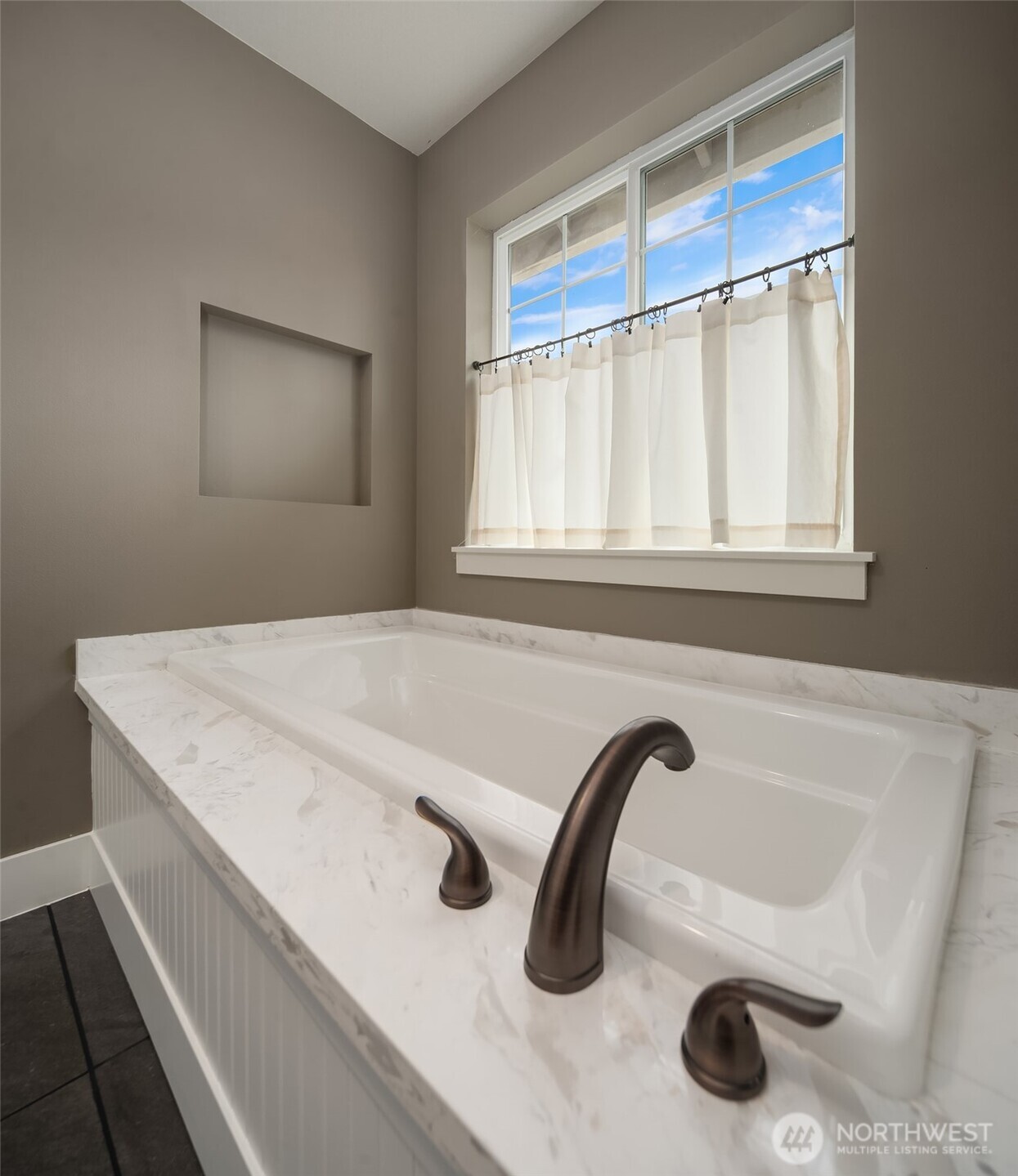 18443 Sargent Road Property Photo 24