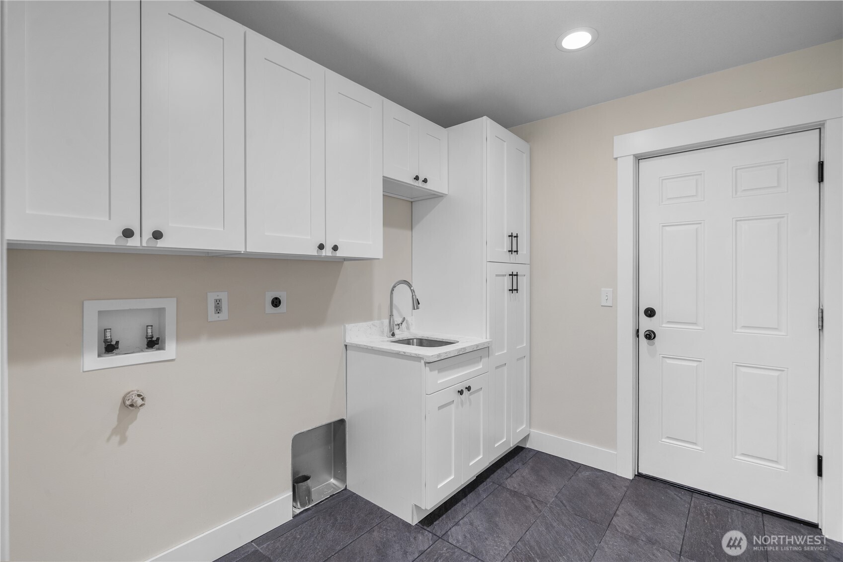 18443 Sargent Road Property Photo 25