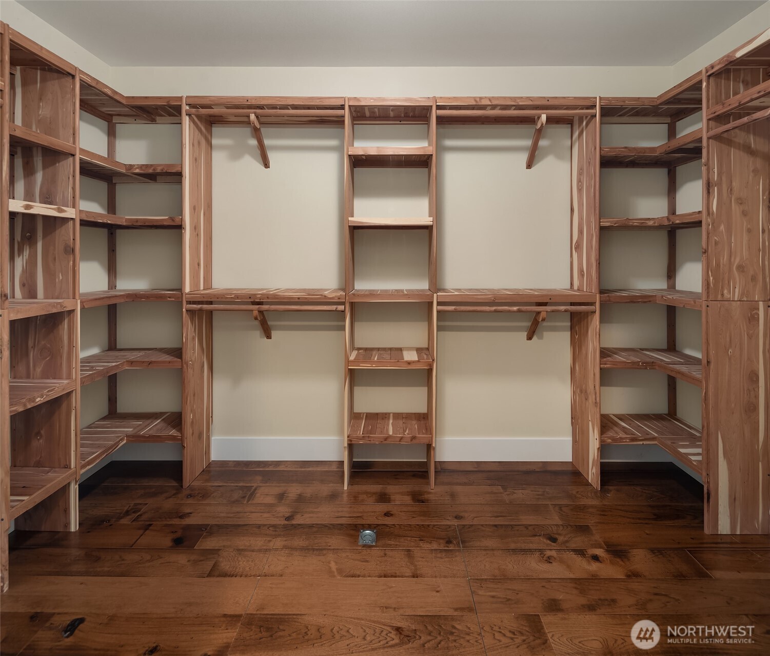18443 Sargent Road Property Photo 25