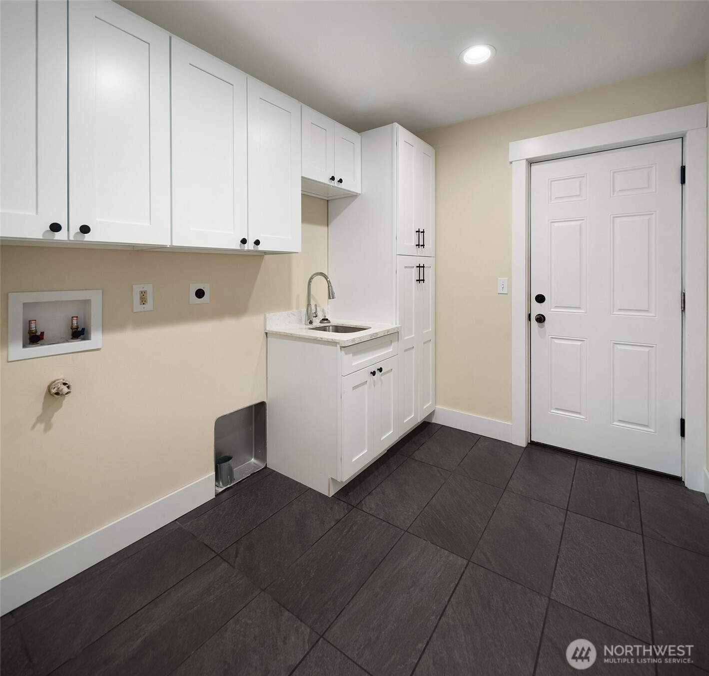 18443 Sargent Road Property Photo 33