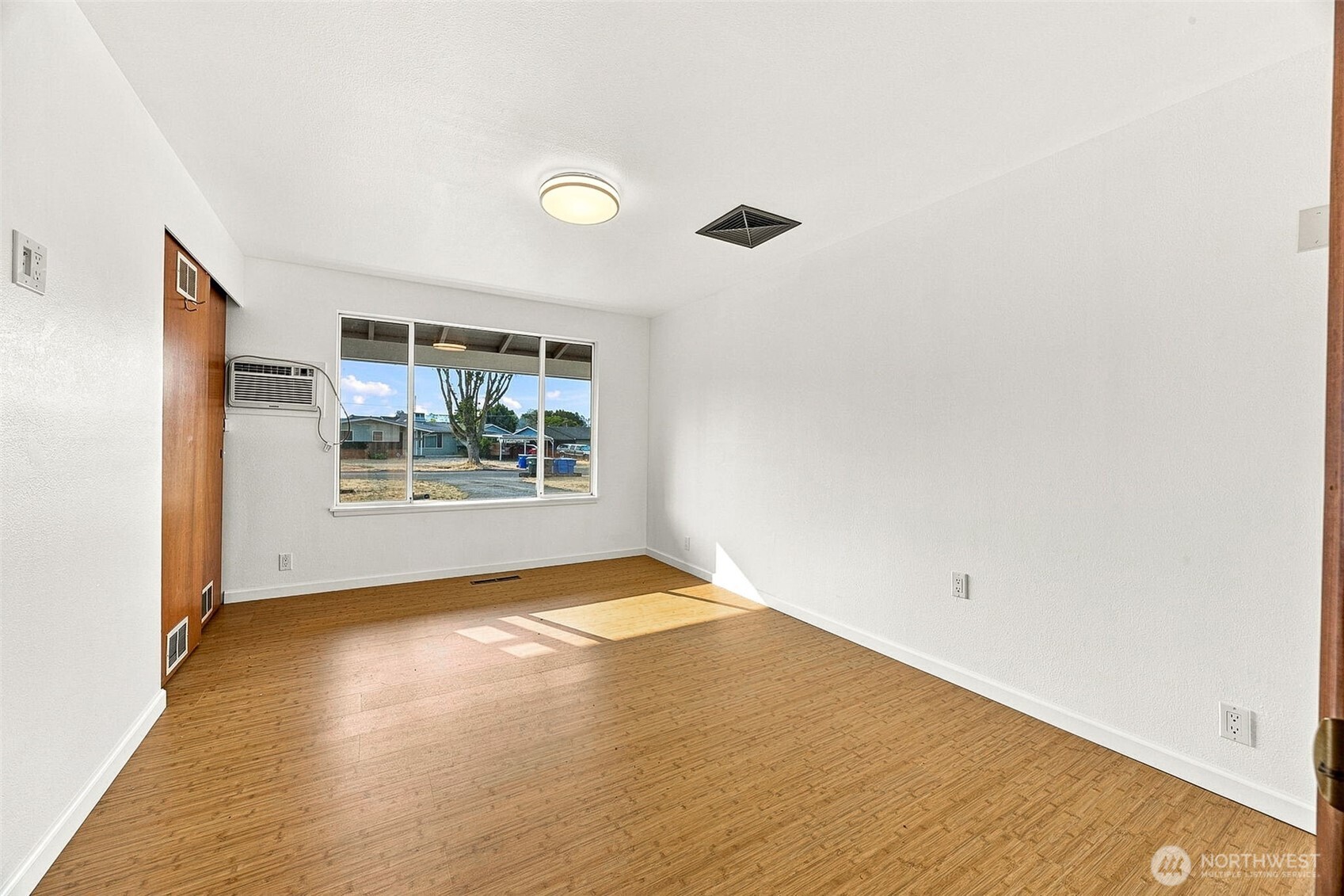 13720 13th Avenue Ct Property Photo 15