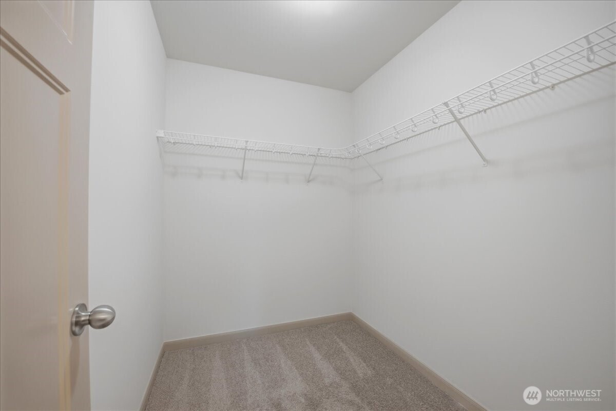 21602 Nw Monterey Loop Property Photo 26