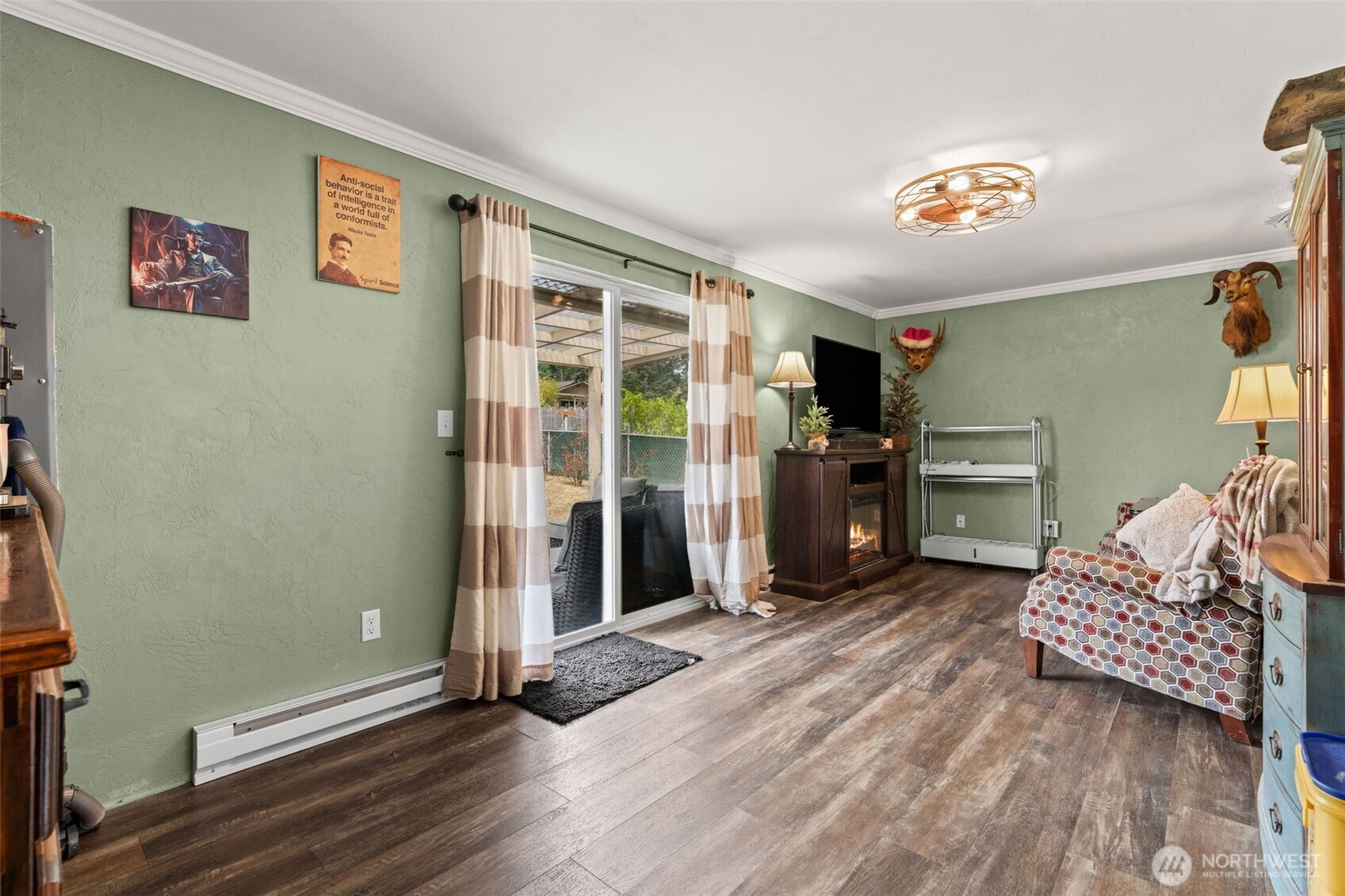 726 Sidney Street Property Photo 17