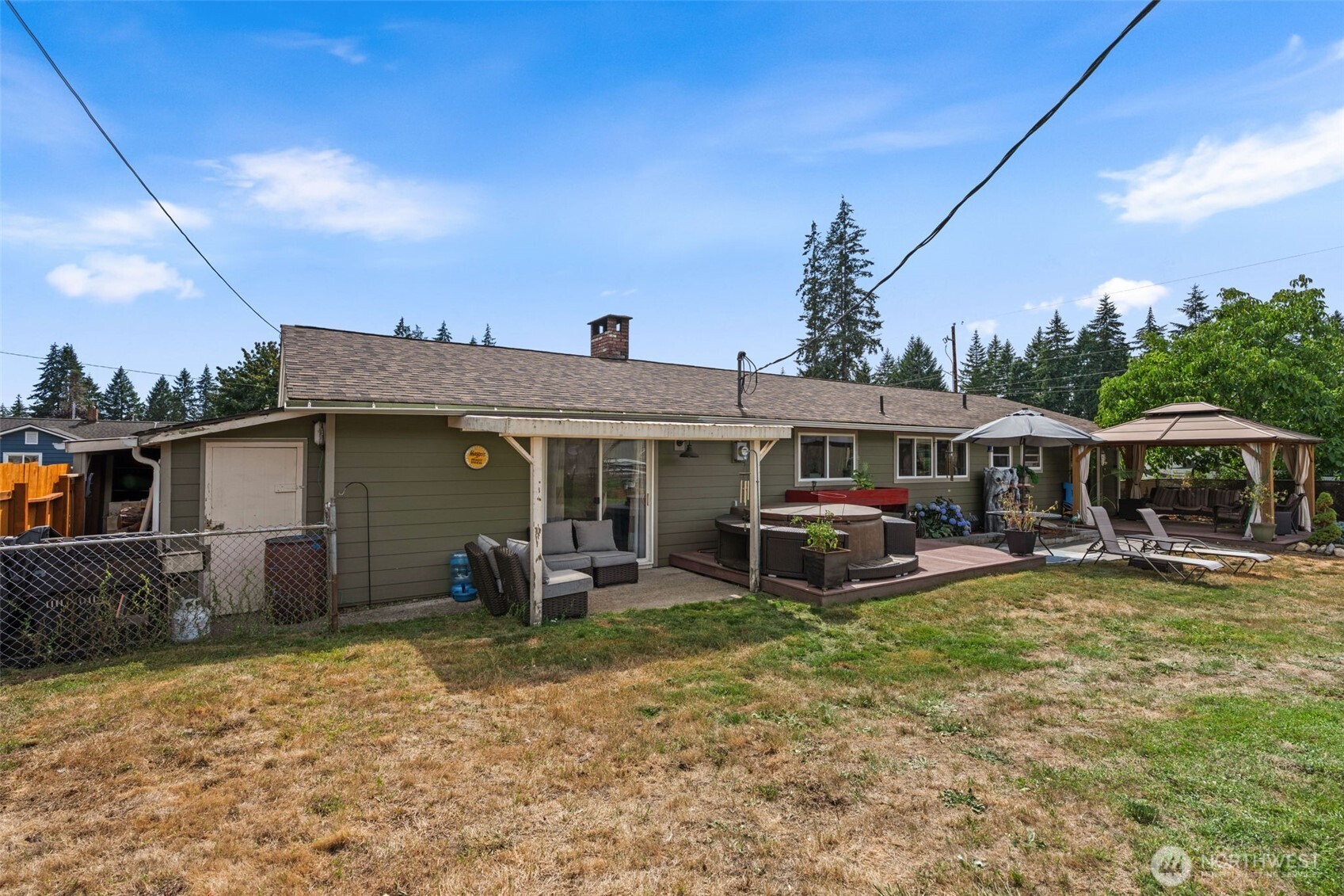 726 Sidney Street Property Photo 28