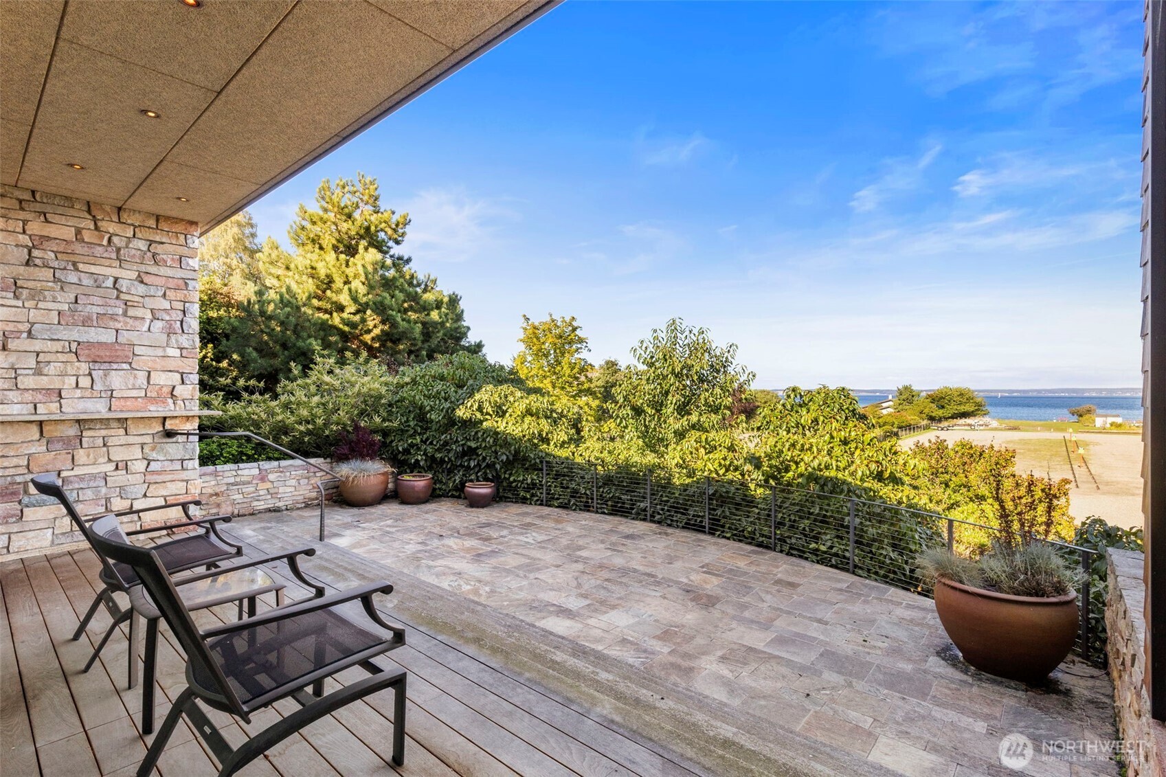 537 Jackson Street Property Photo 19