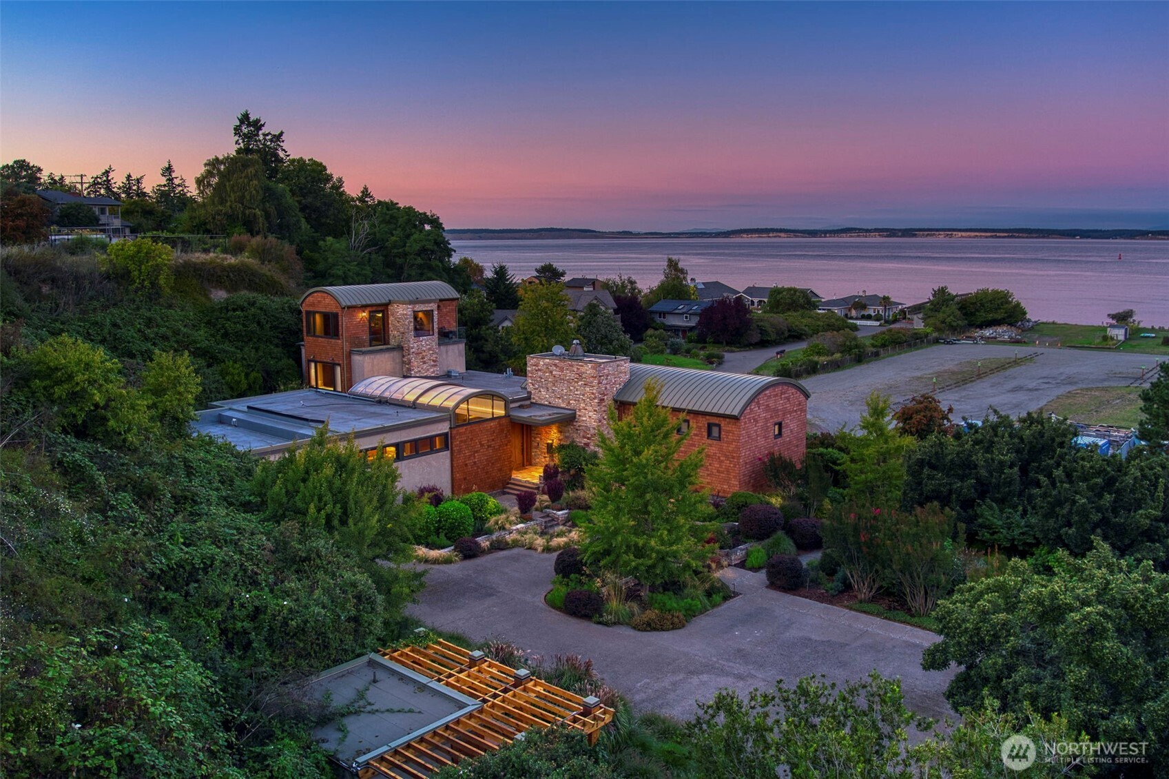 537 Jackson Street Property Photo 40