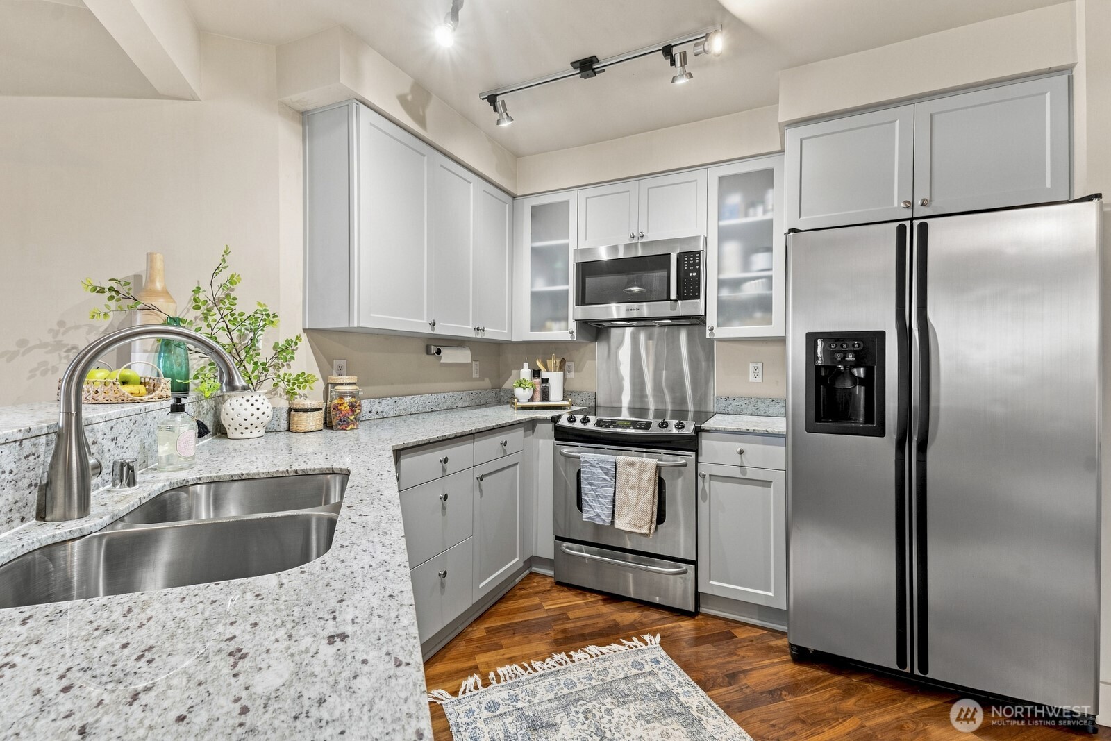 159 Denny Way 509 Property Photo 16