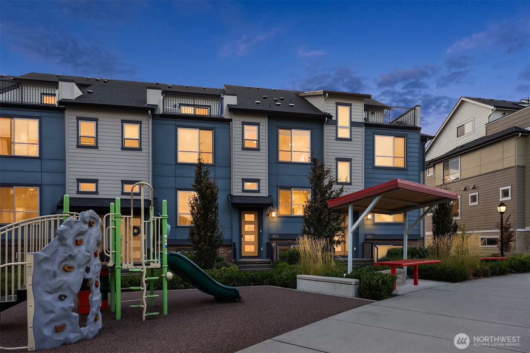 1053 6th Walk Property Photo 24