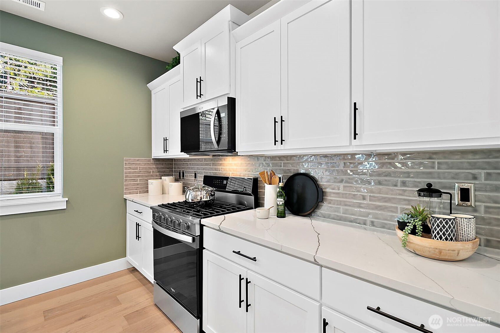 20828 99th Place Property Photo 20