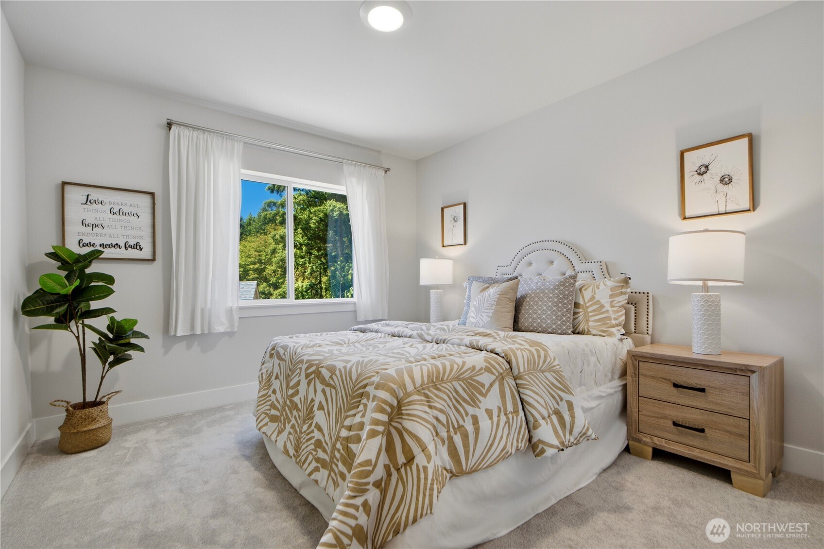 18733 14th Place Property Photo 15