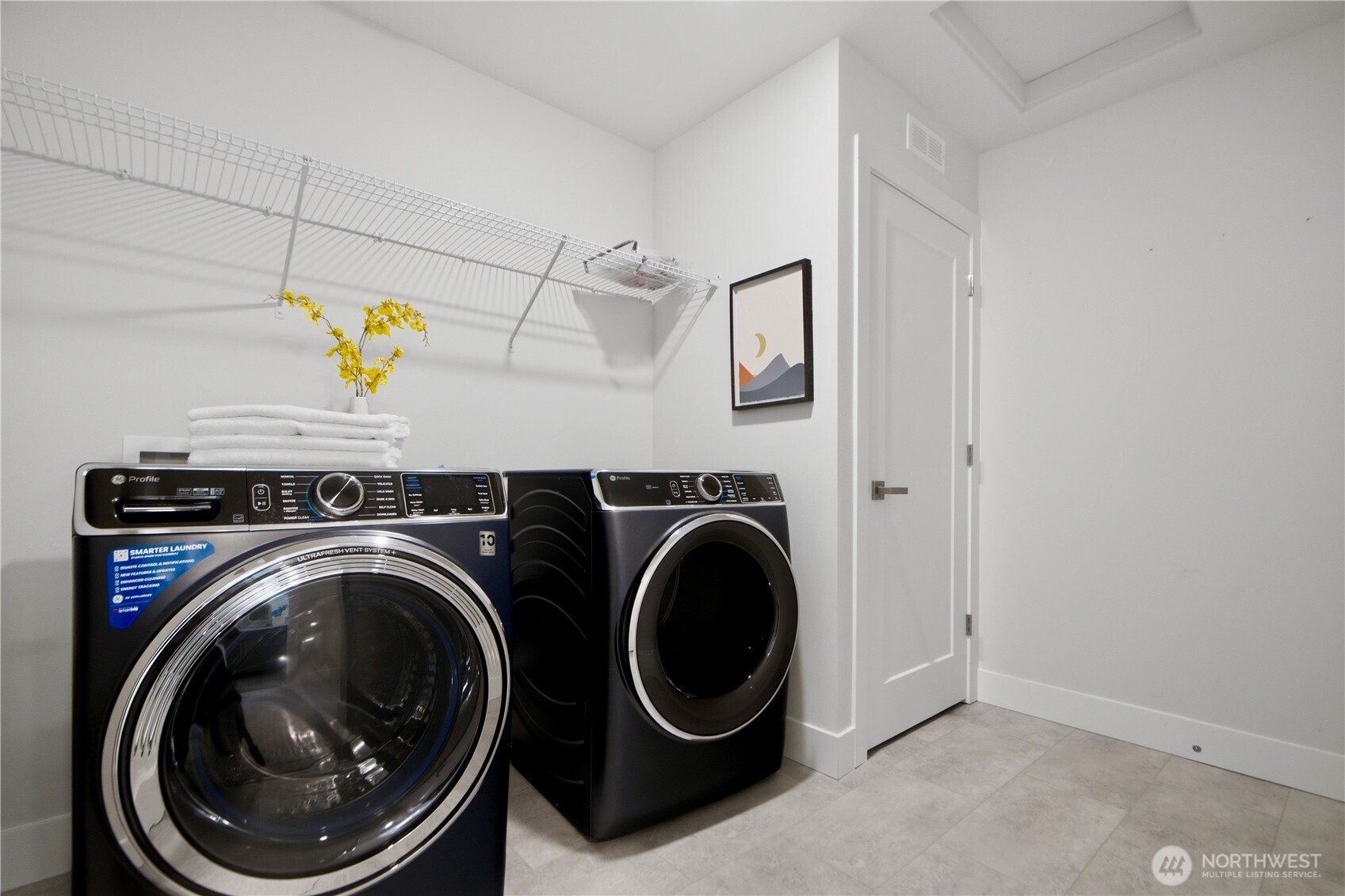 18733 14th Place Property Photo 20