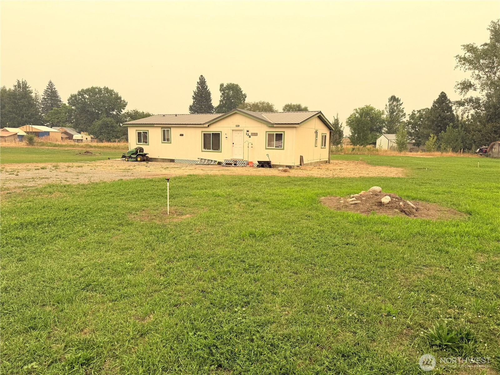 12 B Kimberly Lane Property Photo 25