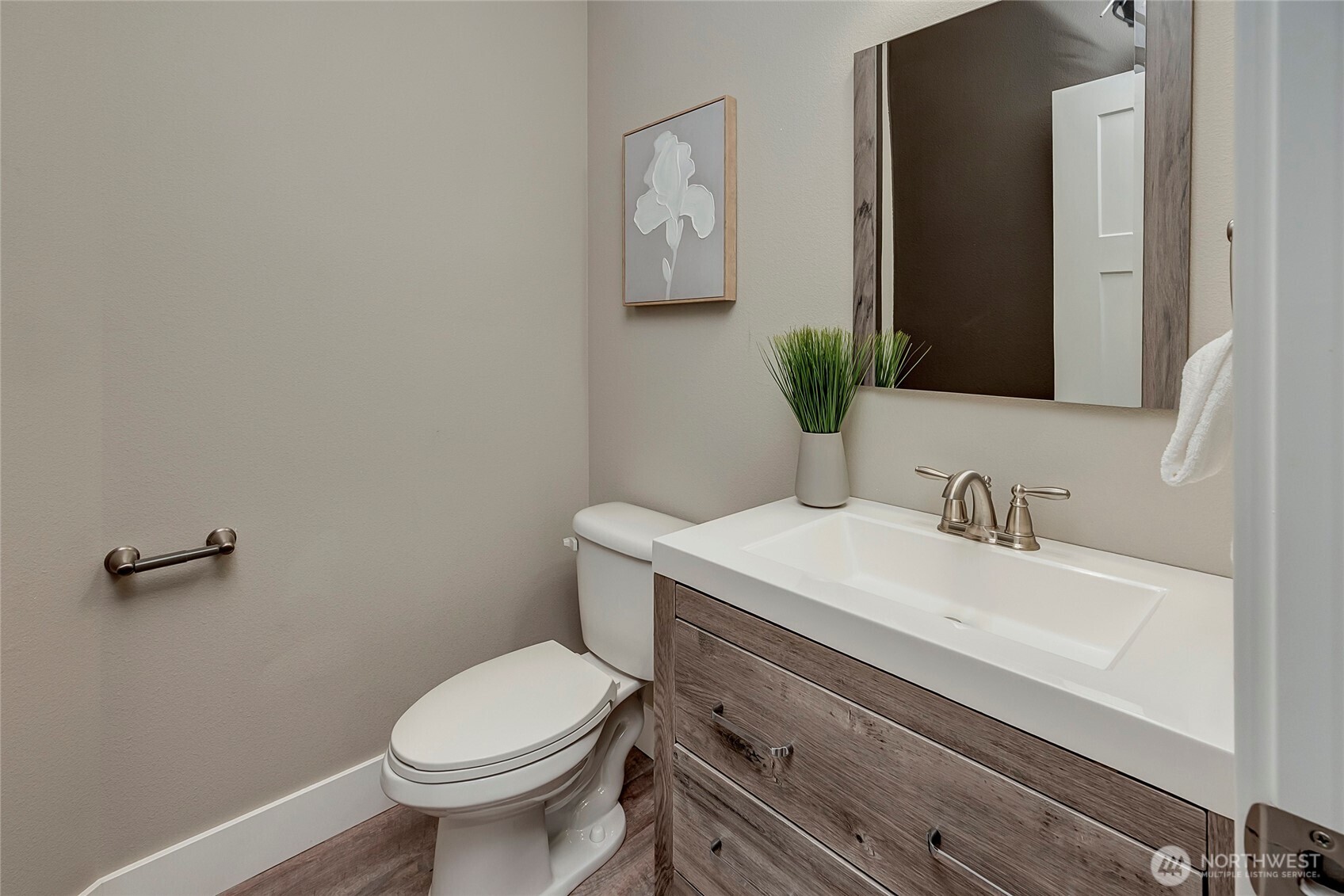 5014 Parker Road Property Photo 13