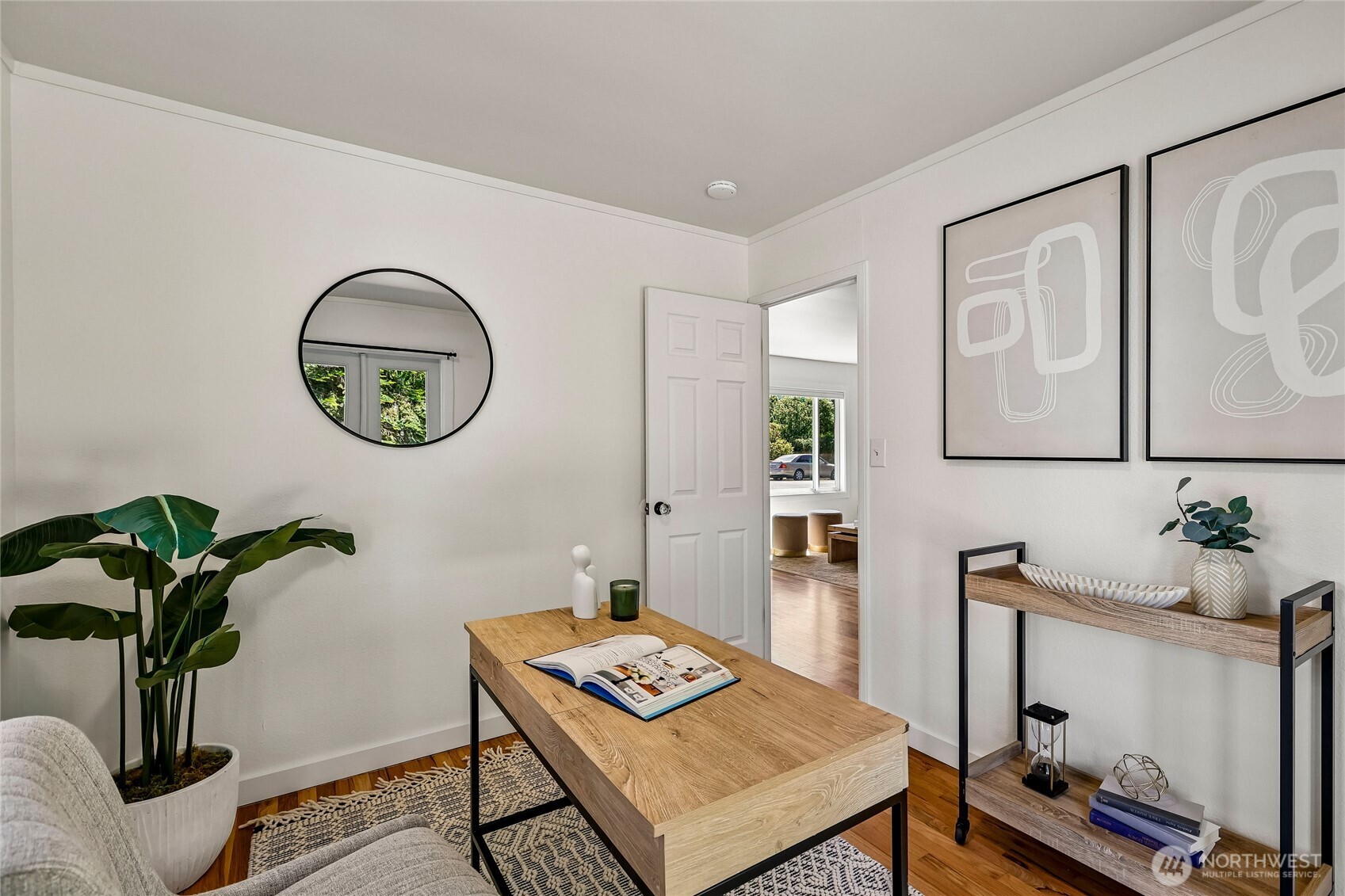 9227 Palatine Avenue Property Photo 17