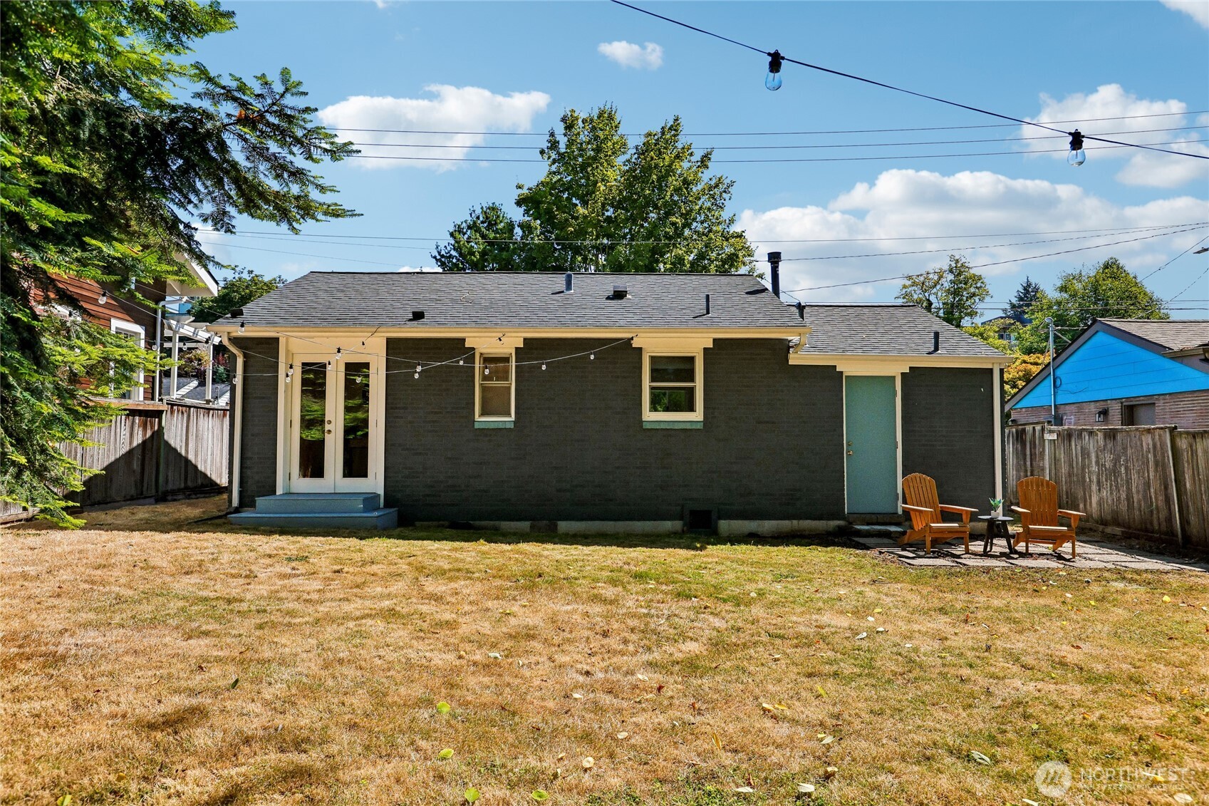 9227 Palatine Avenue Property Photo 19