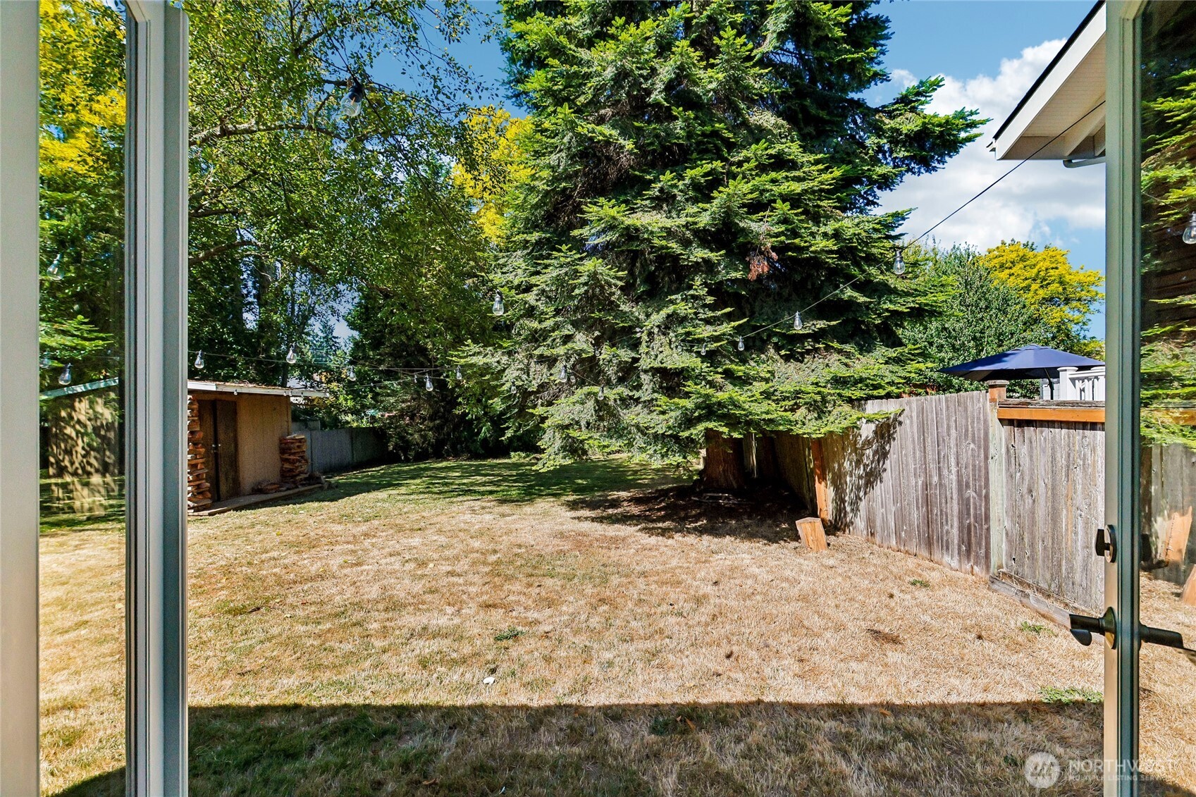 9227 Palatine Avenue Property Photo 21