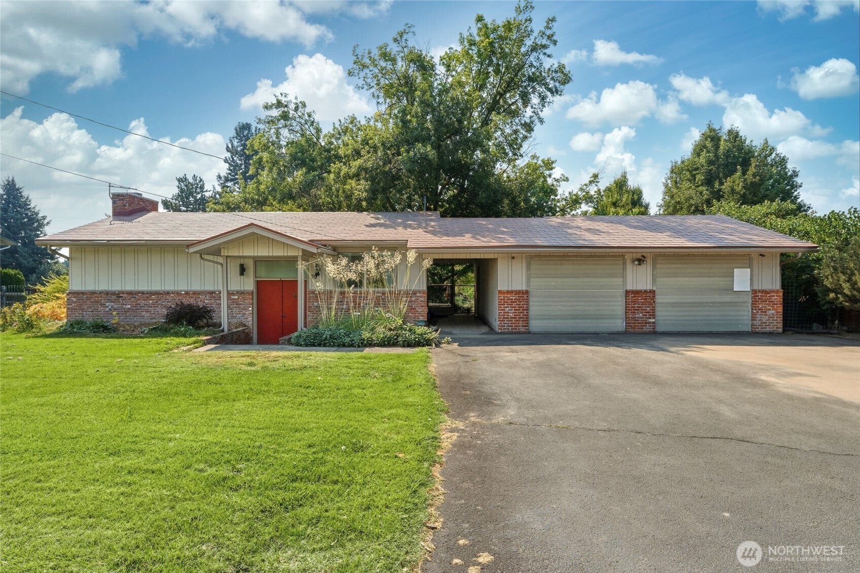 39 Prospect Avenue Property Photo 1