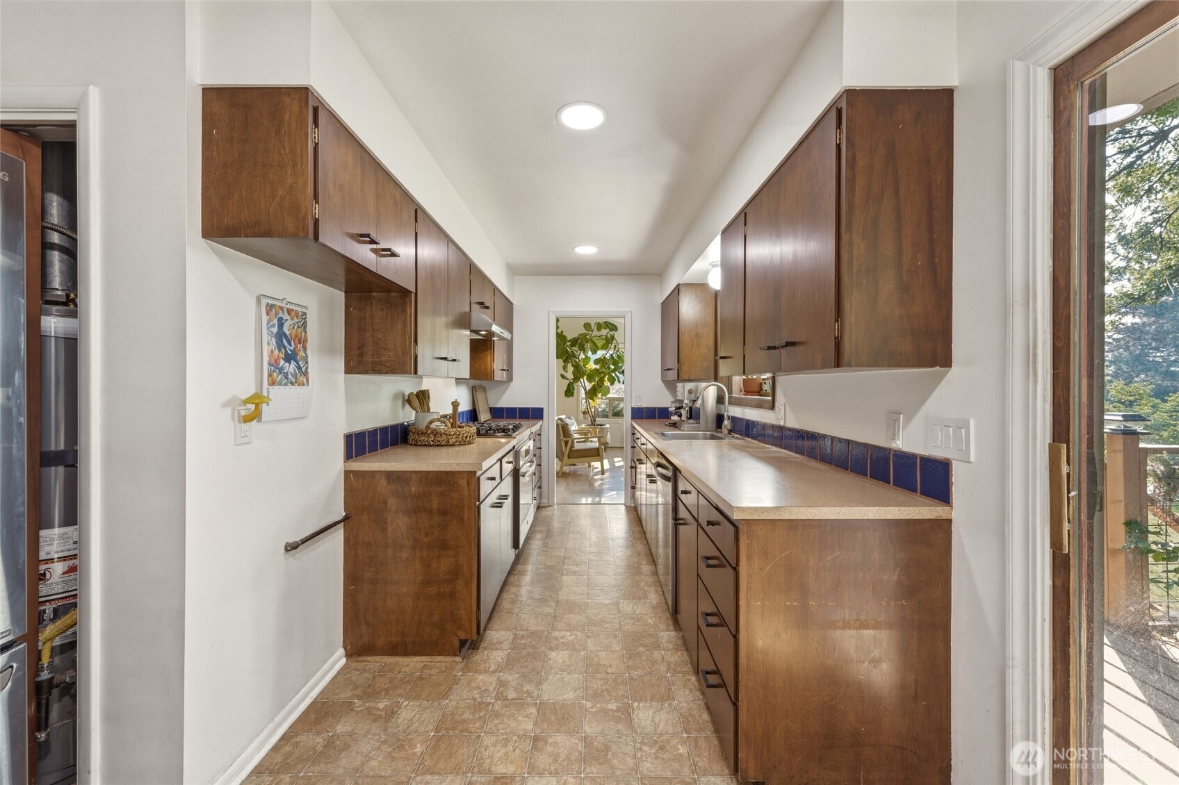 39 Prospect Avenue Property Photo 13