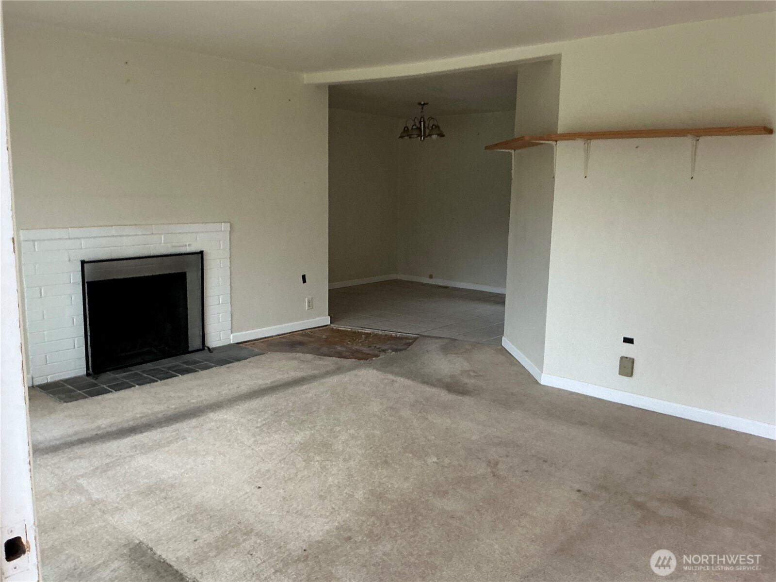 8007 215th Street Property Photo 4