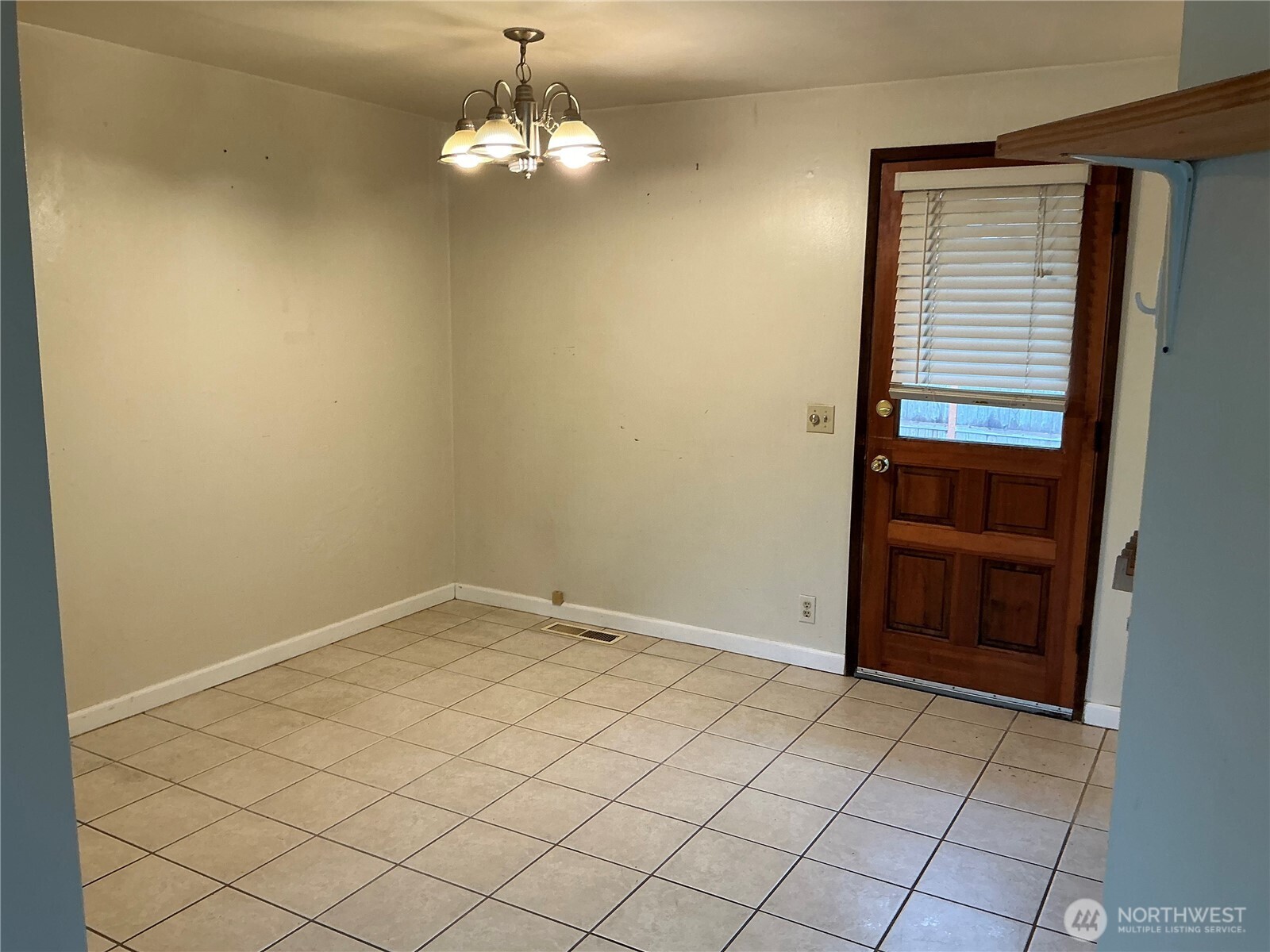 8007 215th Street Property Photo 6