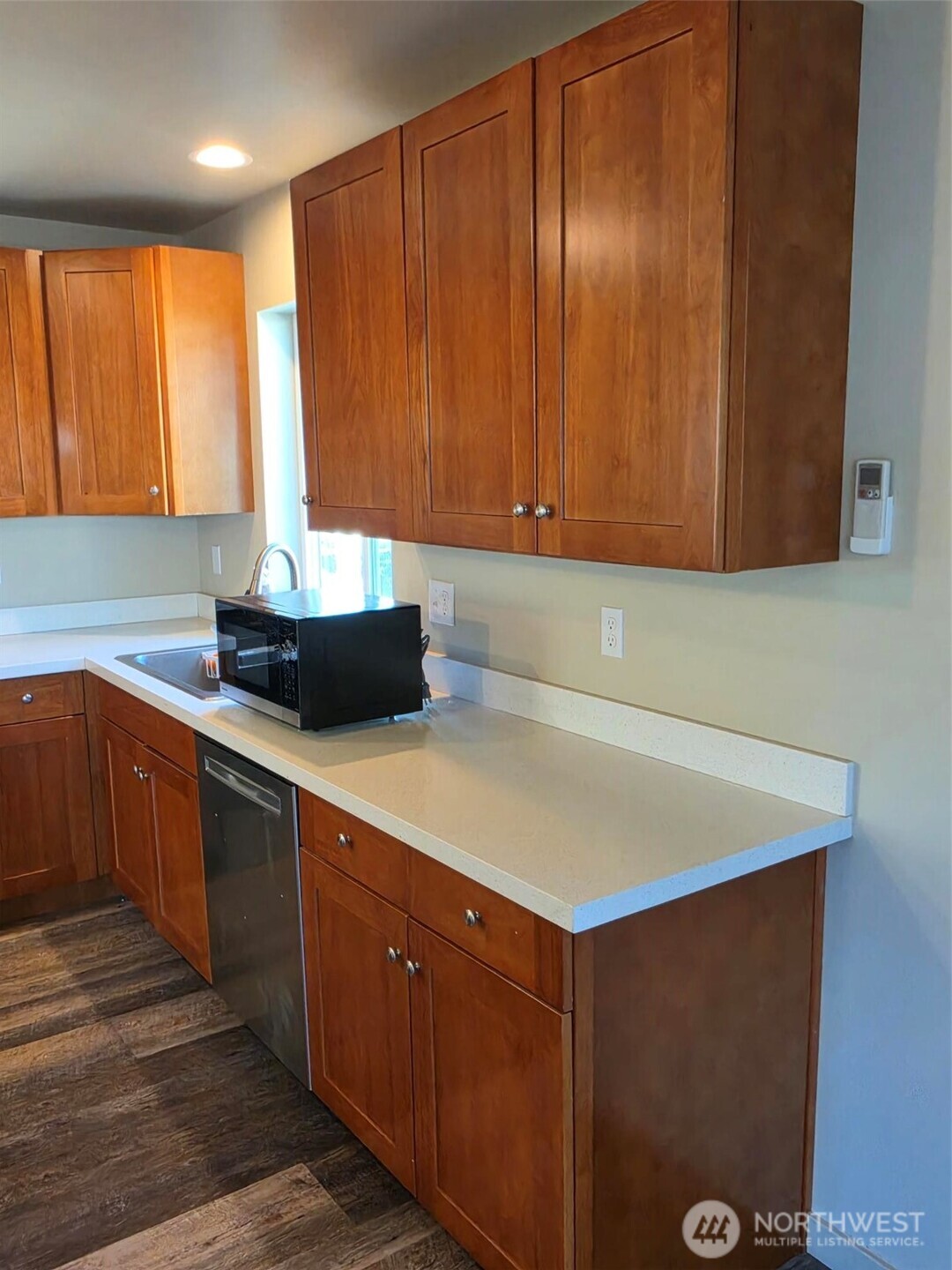 3704 W F Street Property Photo 10