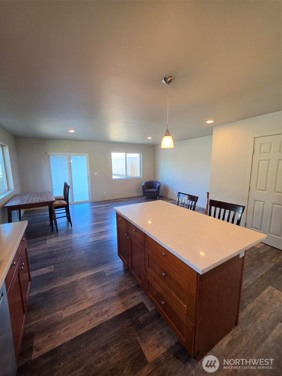 3704 W F Street Property Photo 11