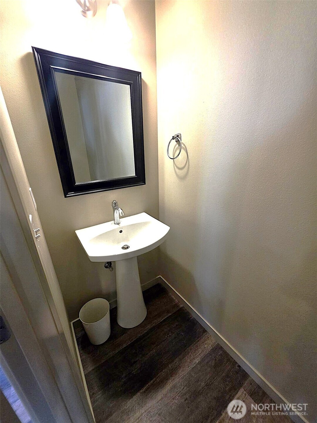 3704 W F Street Property Photo 12