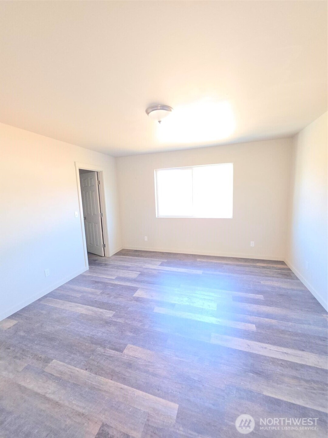 3704 W F Street Property Photo 20