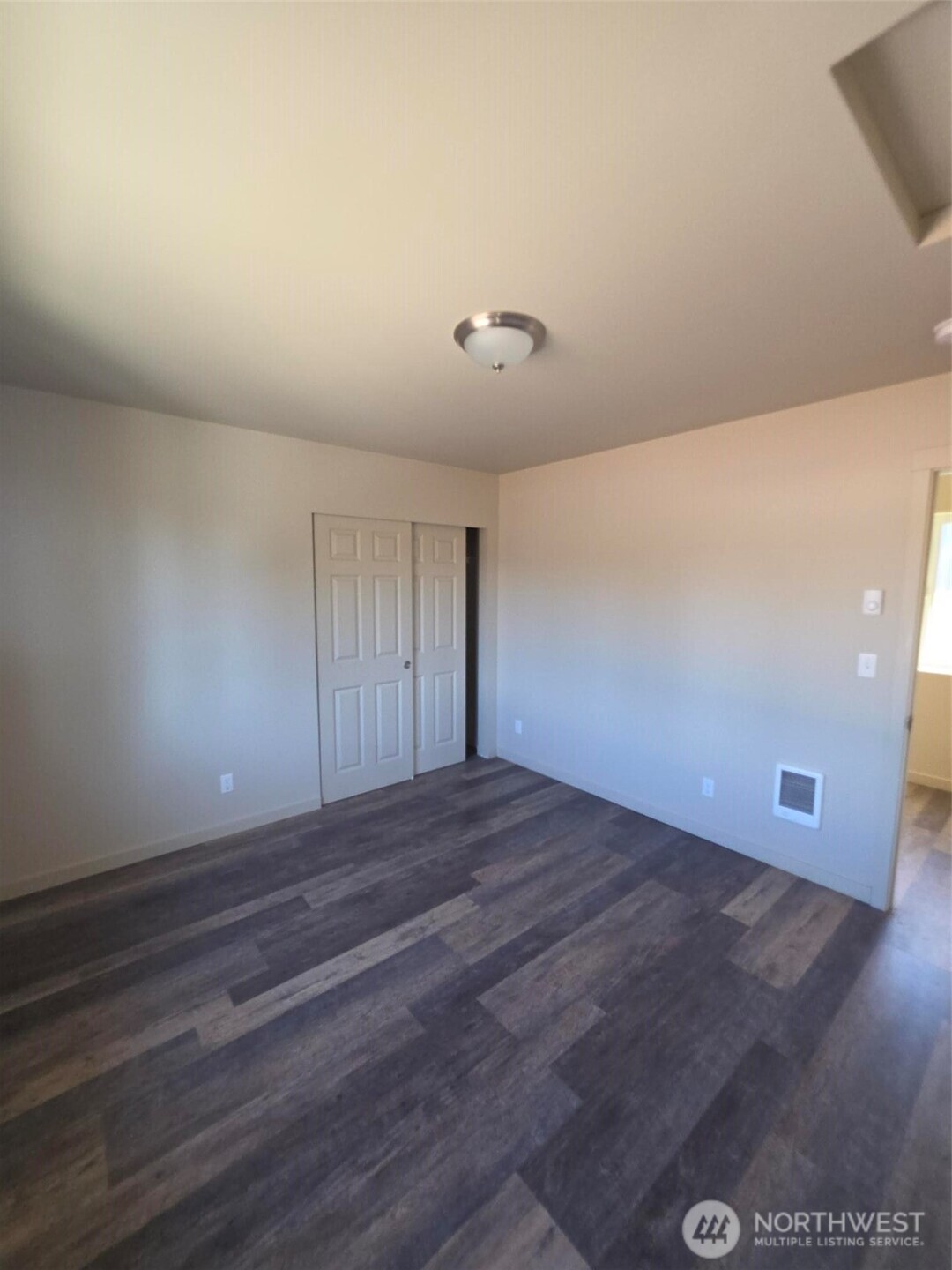 3704 W F Street Property Photo 27