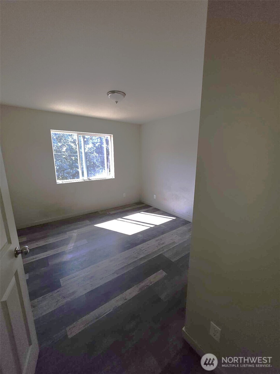 3704 W F Street Property Photo 29