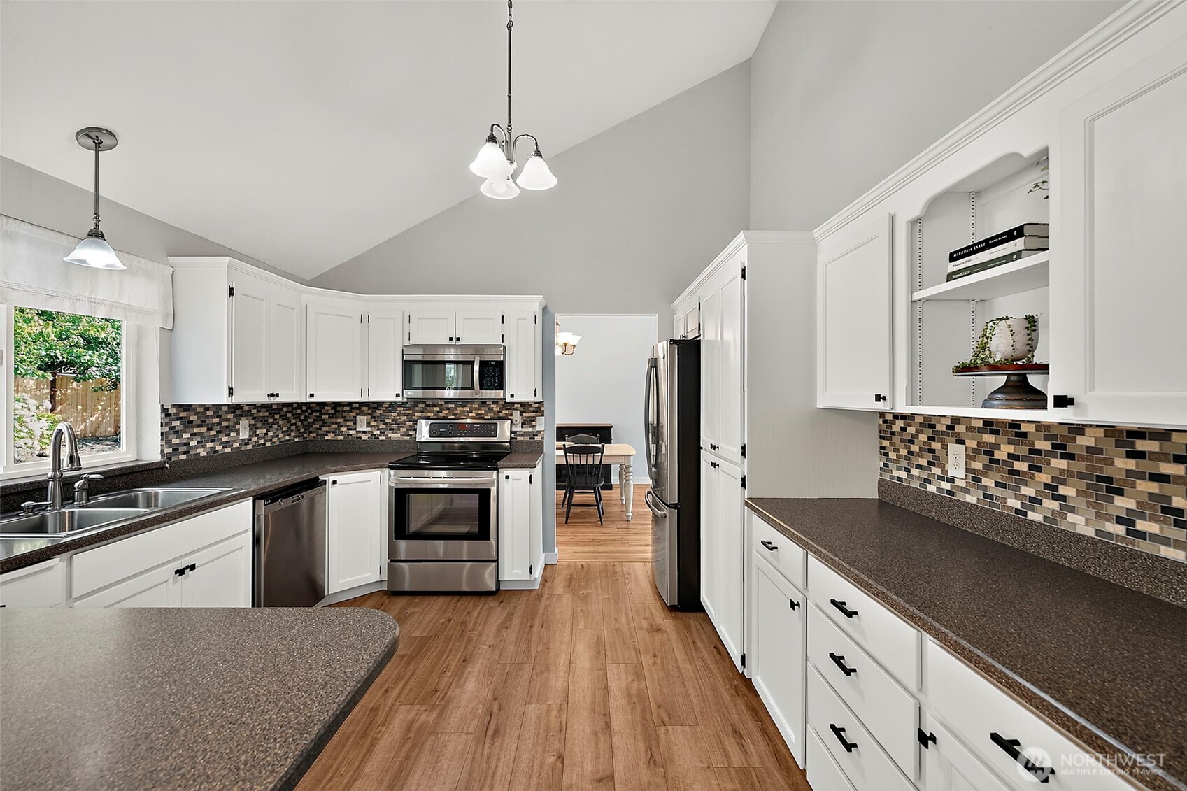 14515 121st Avenue Property Photo 9
