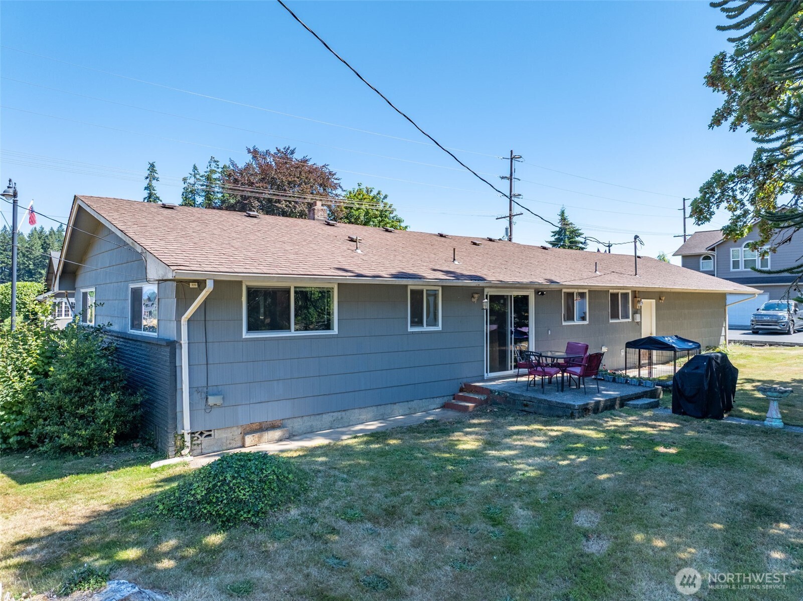 719 2nd Ave Ne Property Photo 28