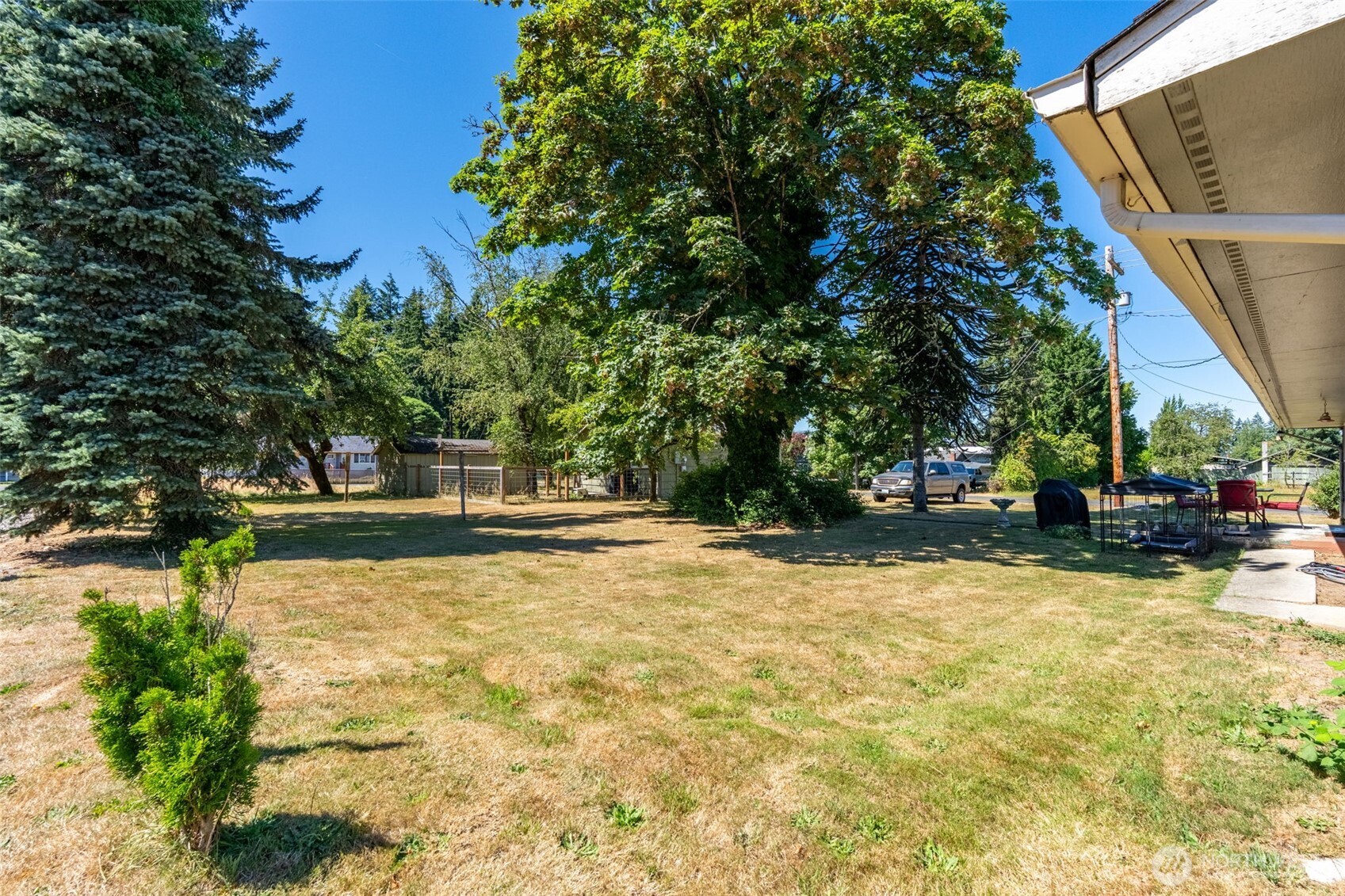 719 2nd Ave Ne Property Photo 31