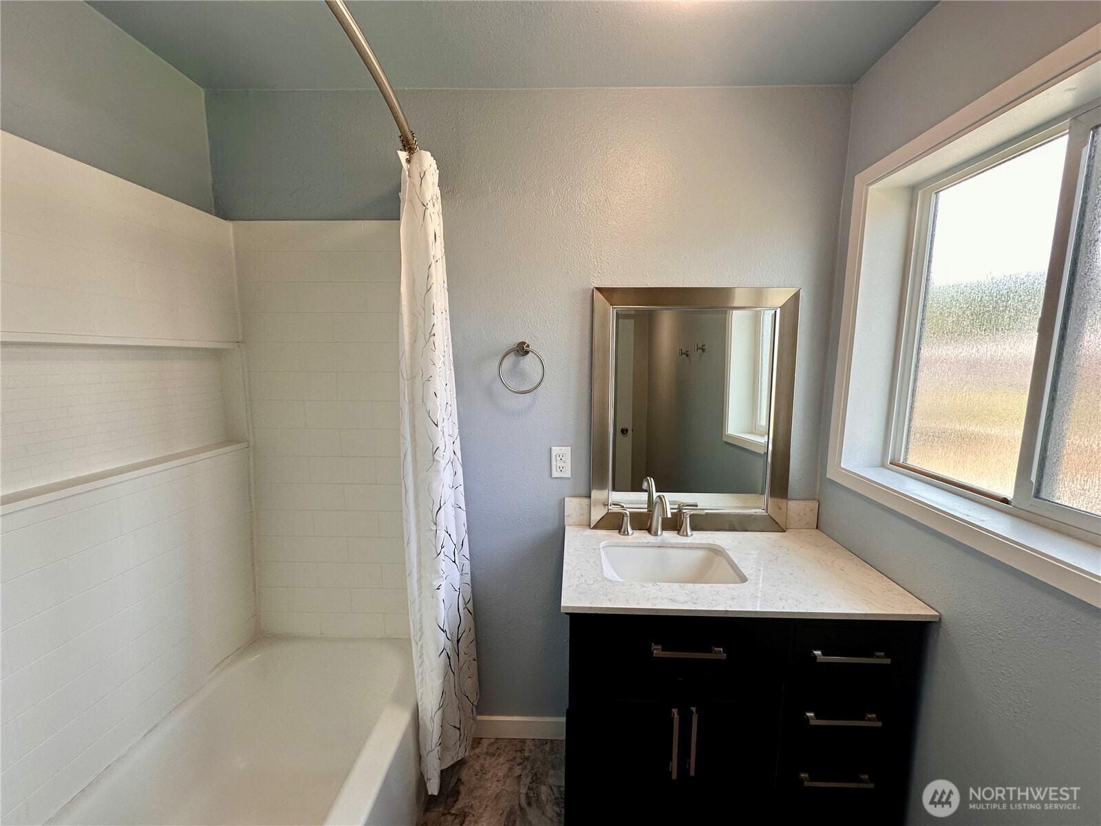 1217 Orting Kapowsin Highway Property Photo 15