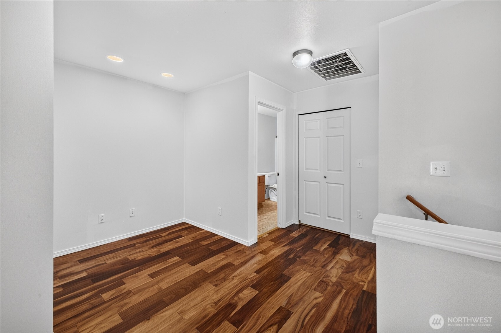 17823 Silver Creek Avenue Property Photo 23