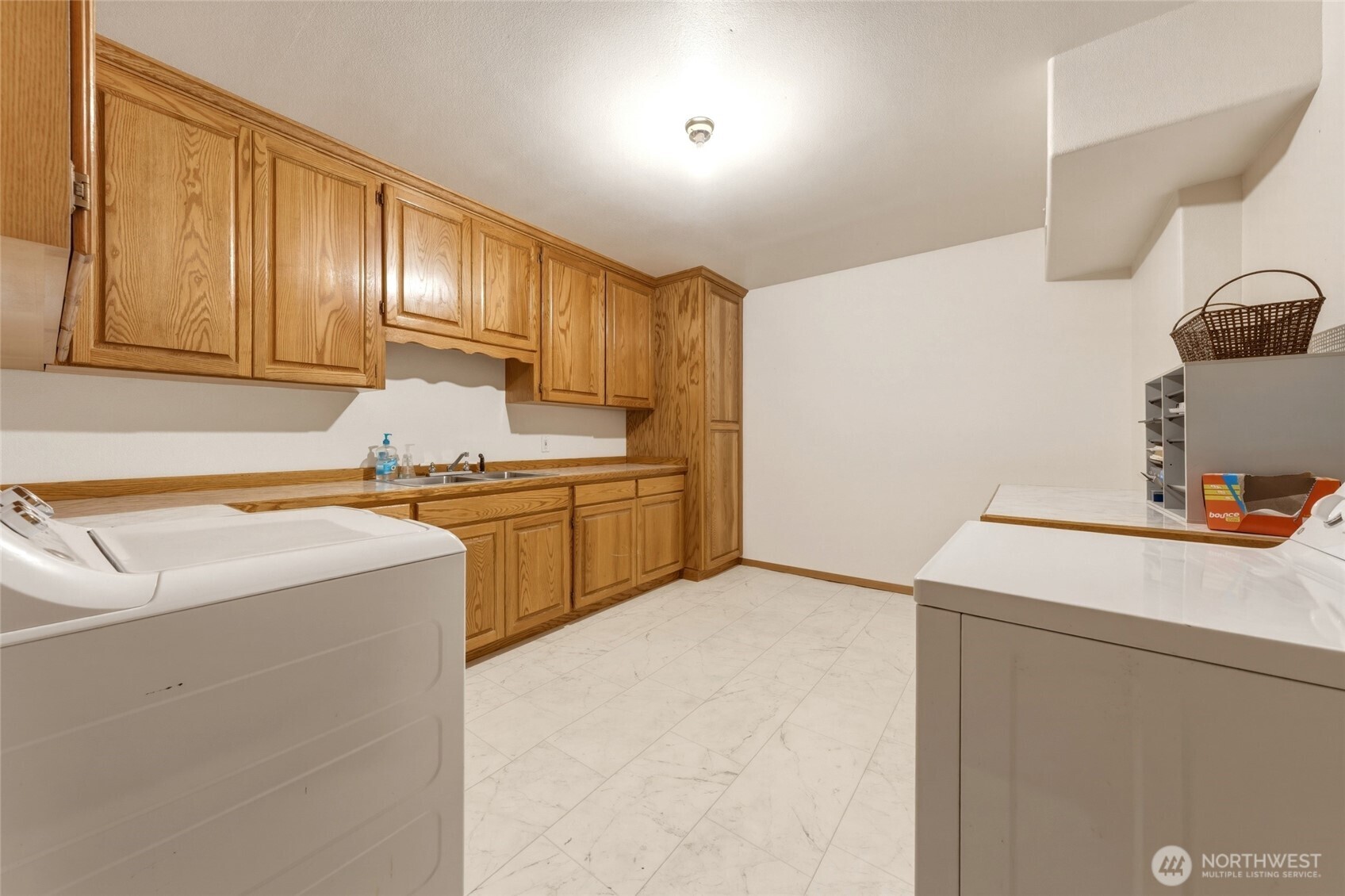 1318 Bryant Avenue Property Photo 21