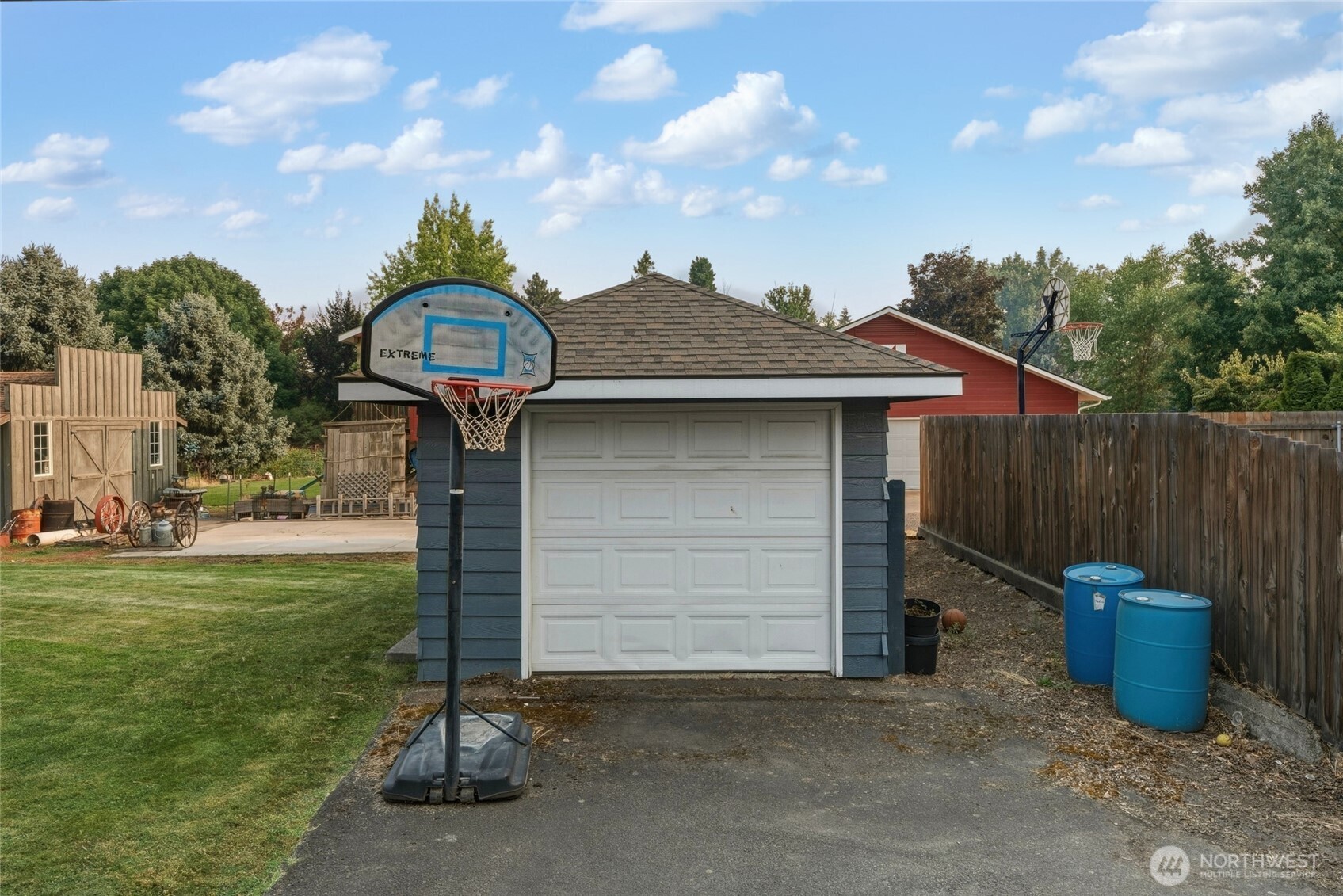 1318 Bryant Avenue Property Photo 33