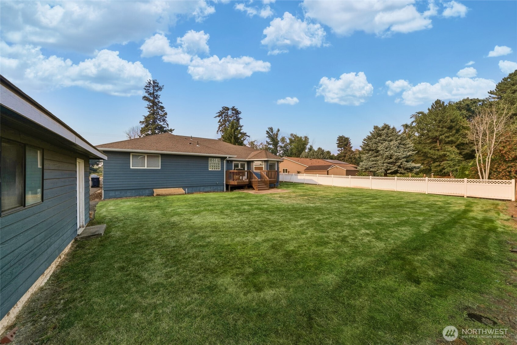 1318 Bryant Avenue Property Photo 35
