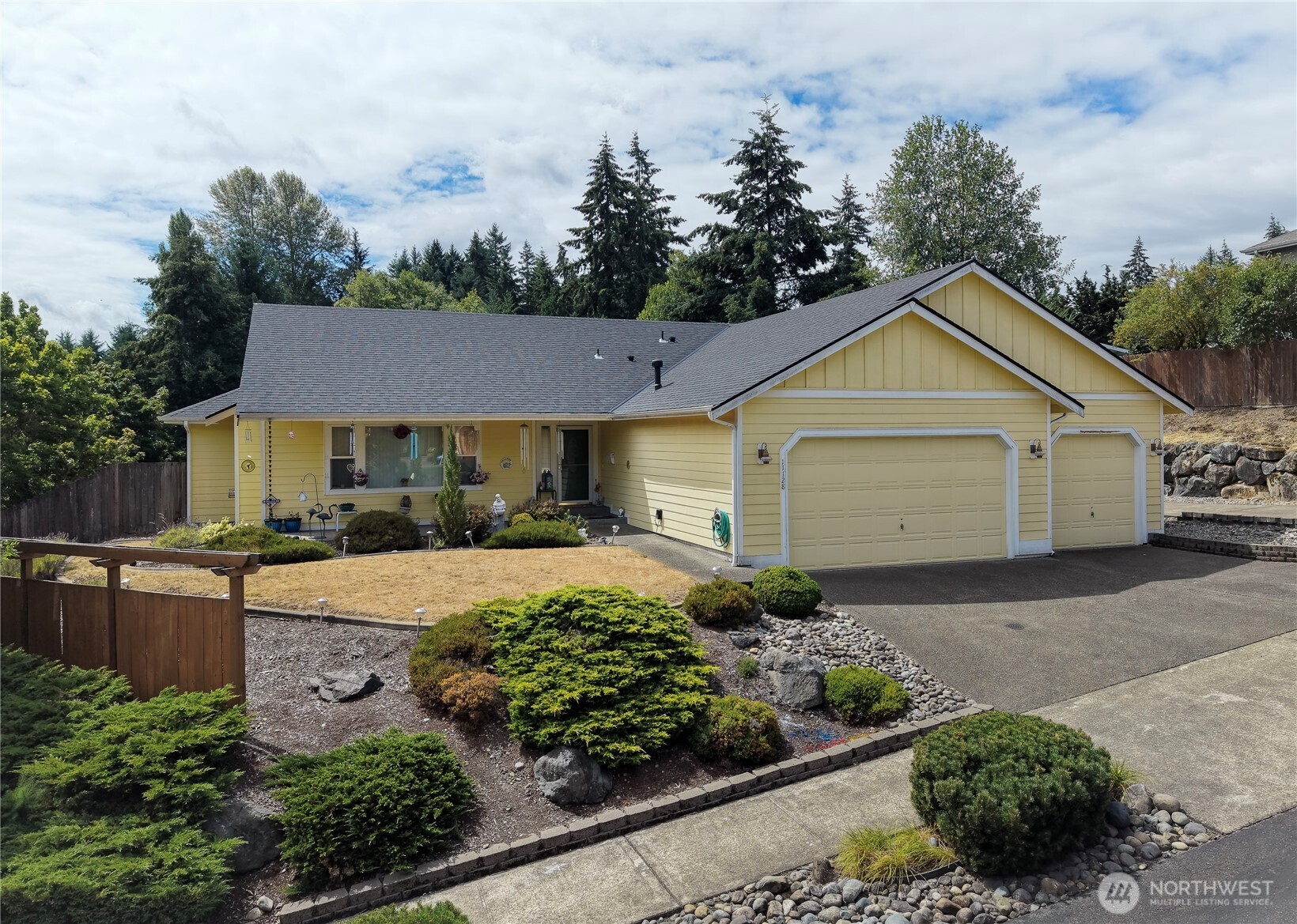 11128 135th Street Ct Property Photo 1