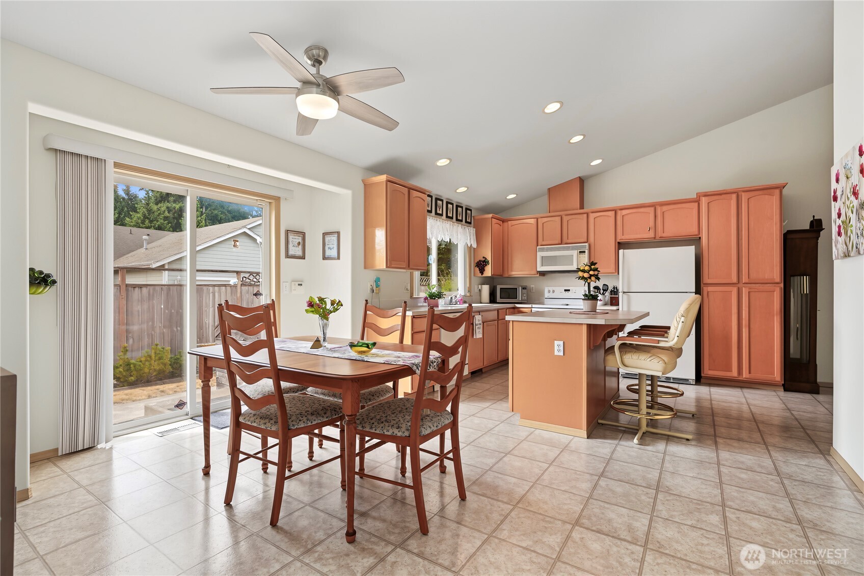 11128 135th Street Ct Property Photo 6