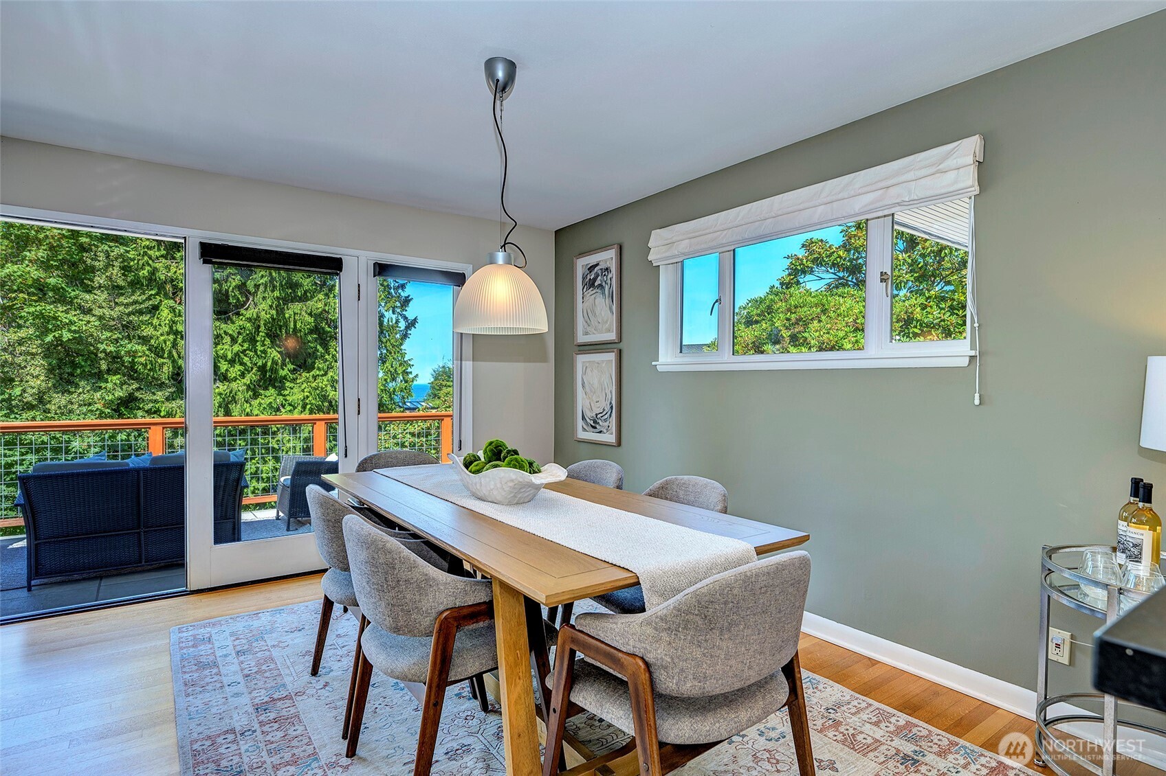 18516 Soundview Place Property Photo 13